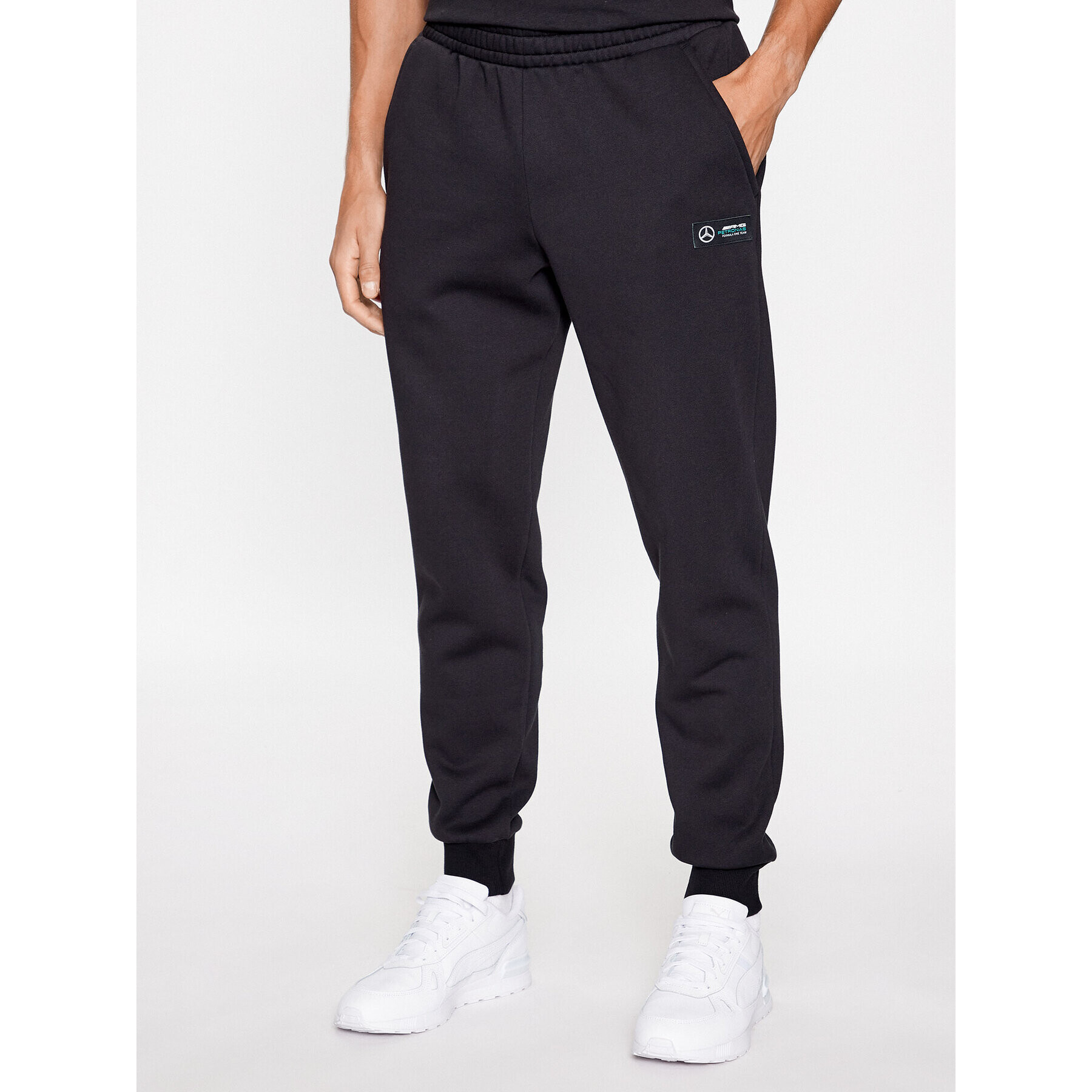 Puma Pantaloni trening Mapf1 Ess 621161 Negru Regular Fit - Pled.ro