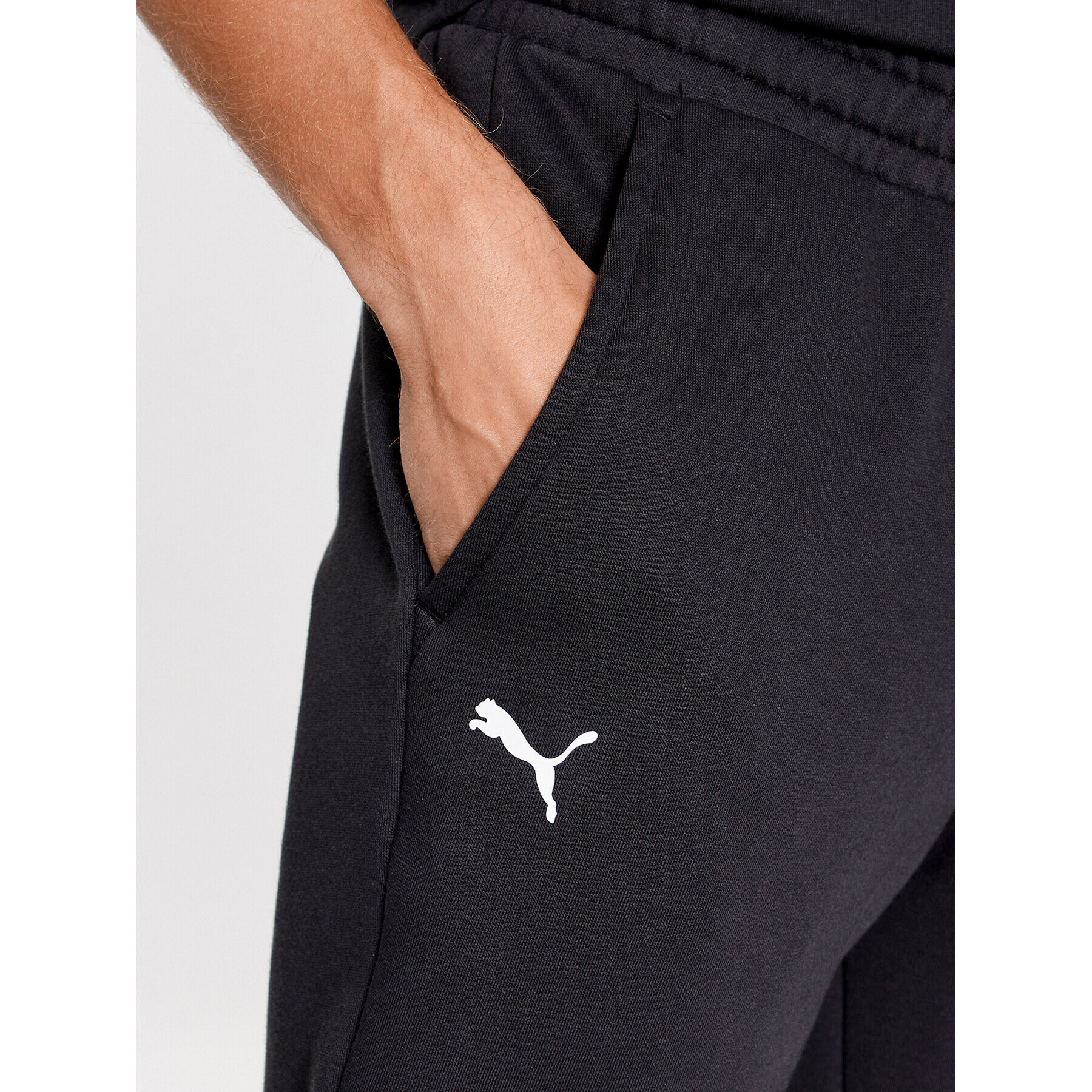 Puma Pantaloni trening Mapf1 Ess 621161 Negru Regular Fit - Pled.ro