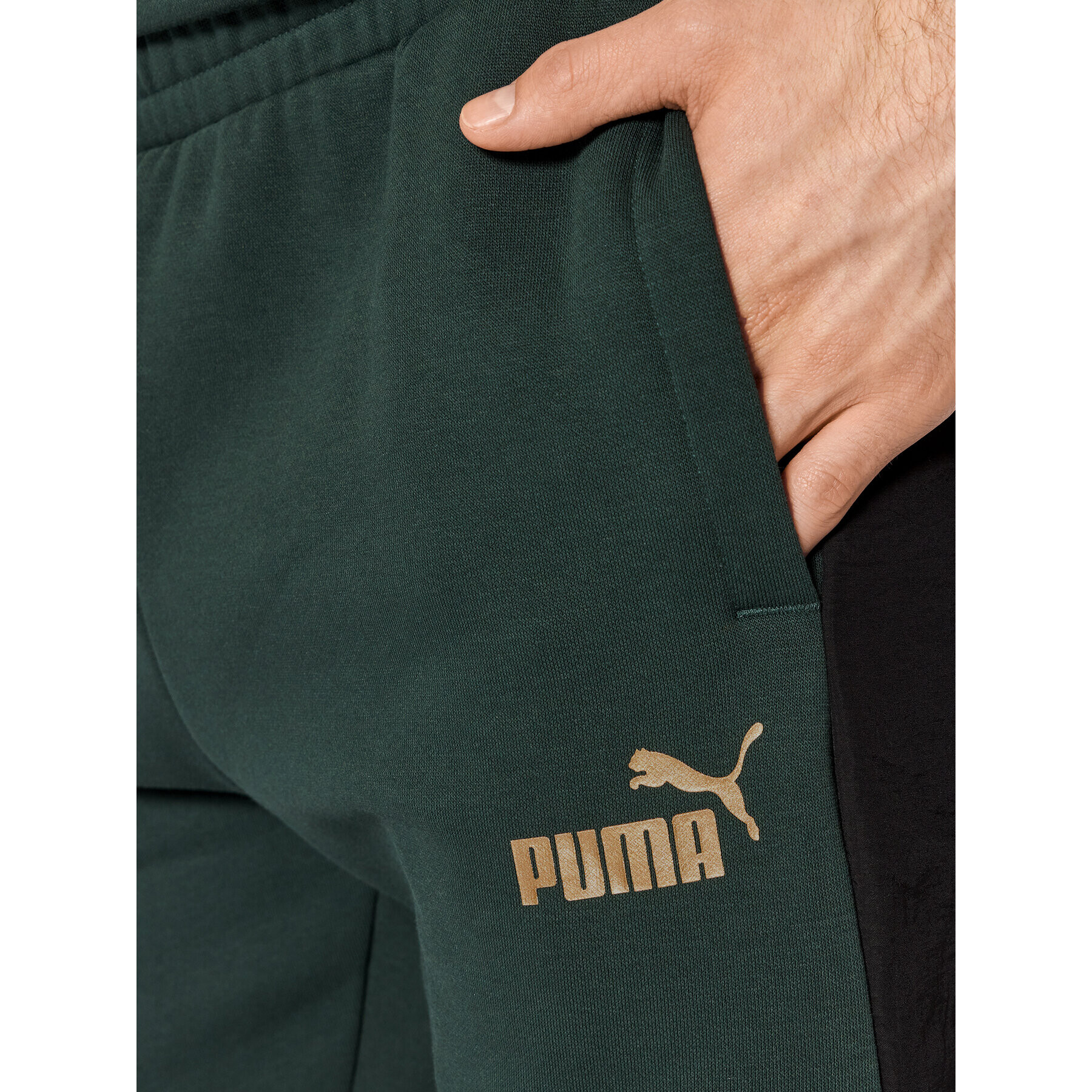 Puma Pantaloni trening Winterized 848191 Verde Regular Fit - Pled.ro