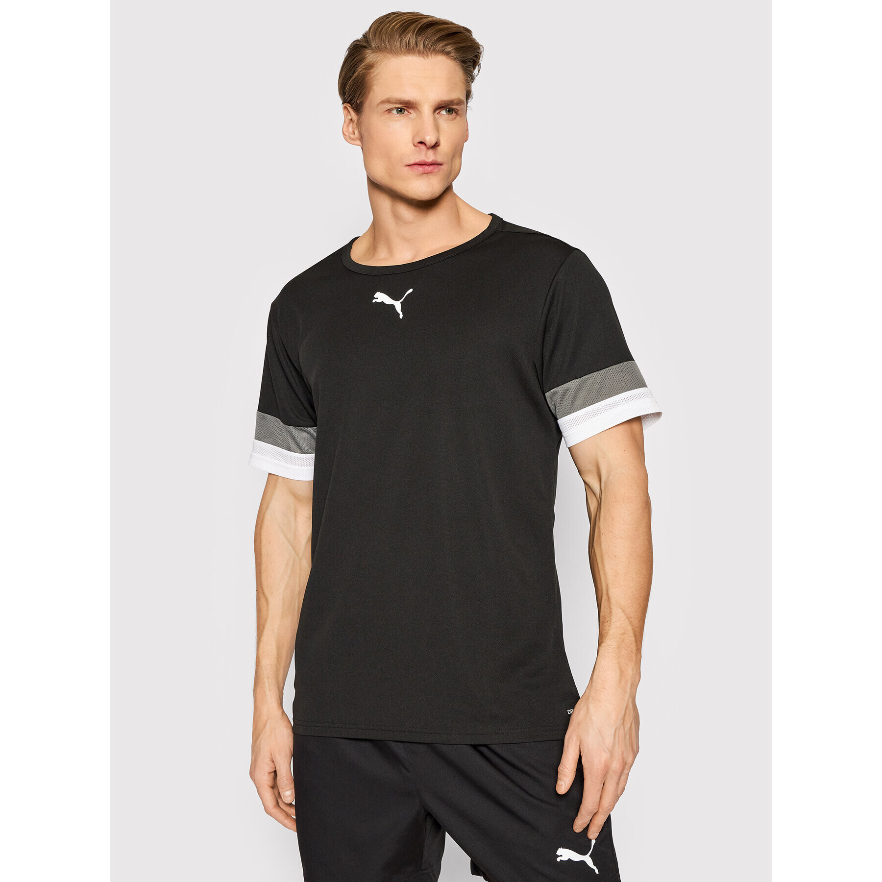 Puma Tricou tehnic Teamrise 704932 Negru Regular Fit - Pled.ro