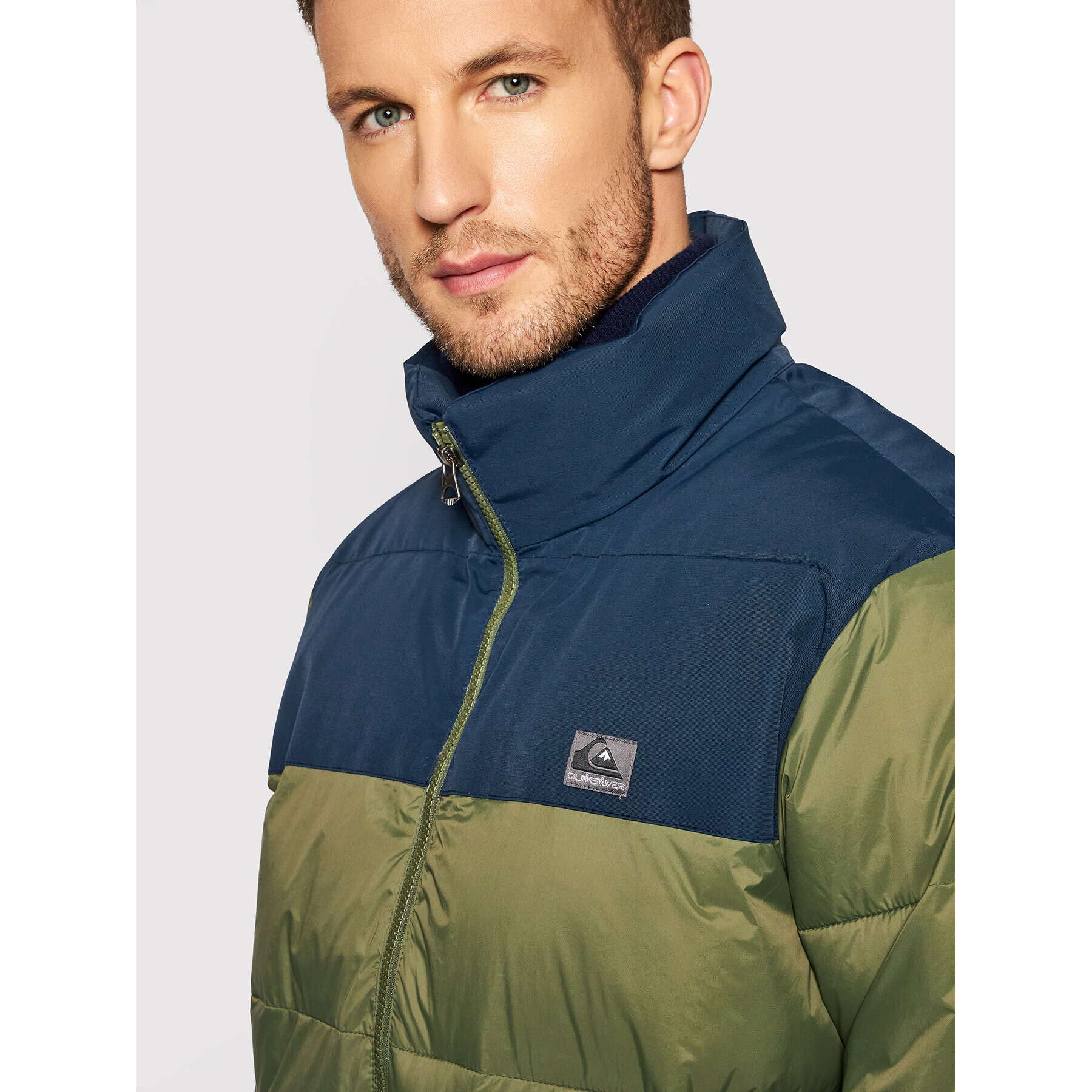 Quiksilver Geacă din puf Wolfs Shoulders EQYJK03760 Verde Regular Fit - Pled.ro