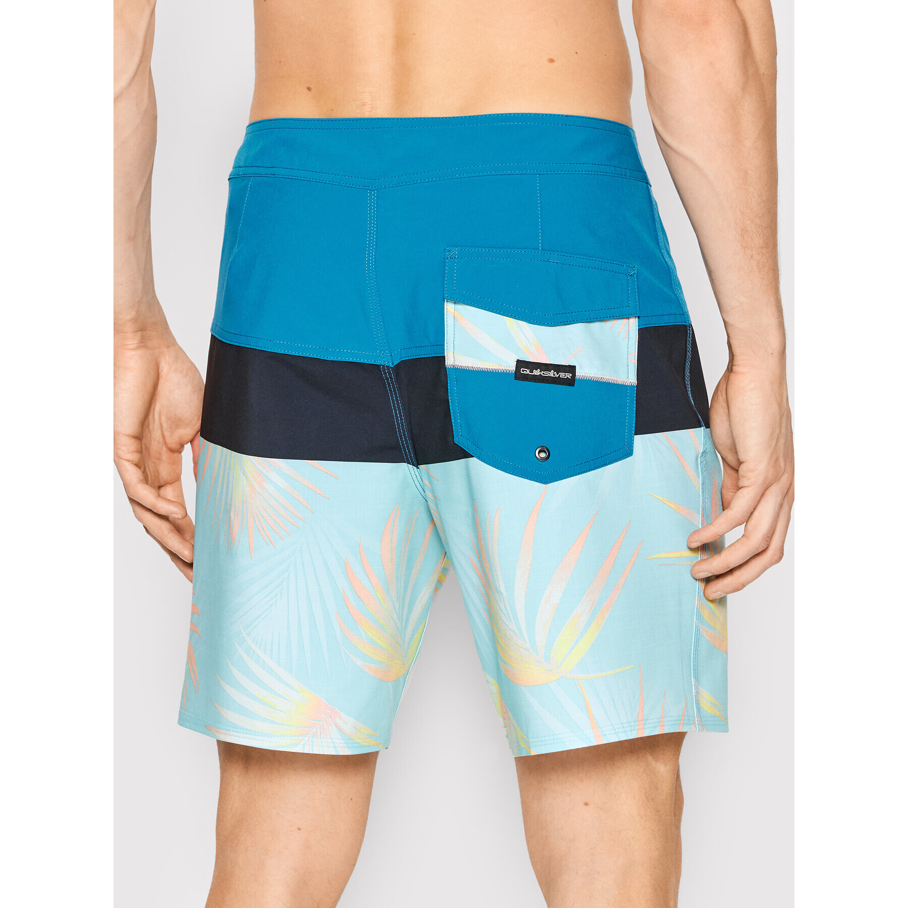 Quiksilver Pantaloni scurți pentru înot Surfsilk Panel 18" EQYBS04658 Colorat Regular Fit - Pled.ro