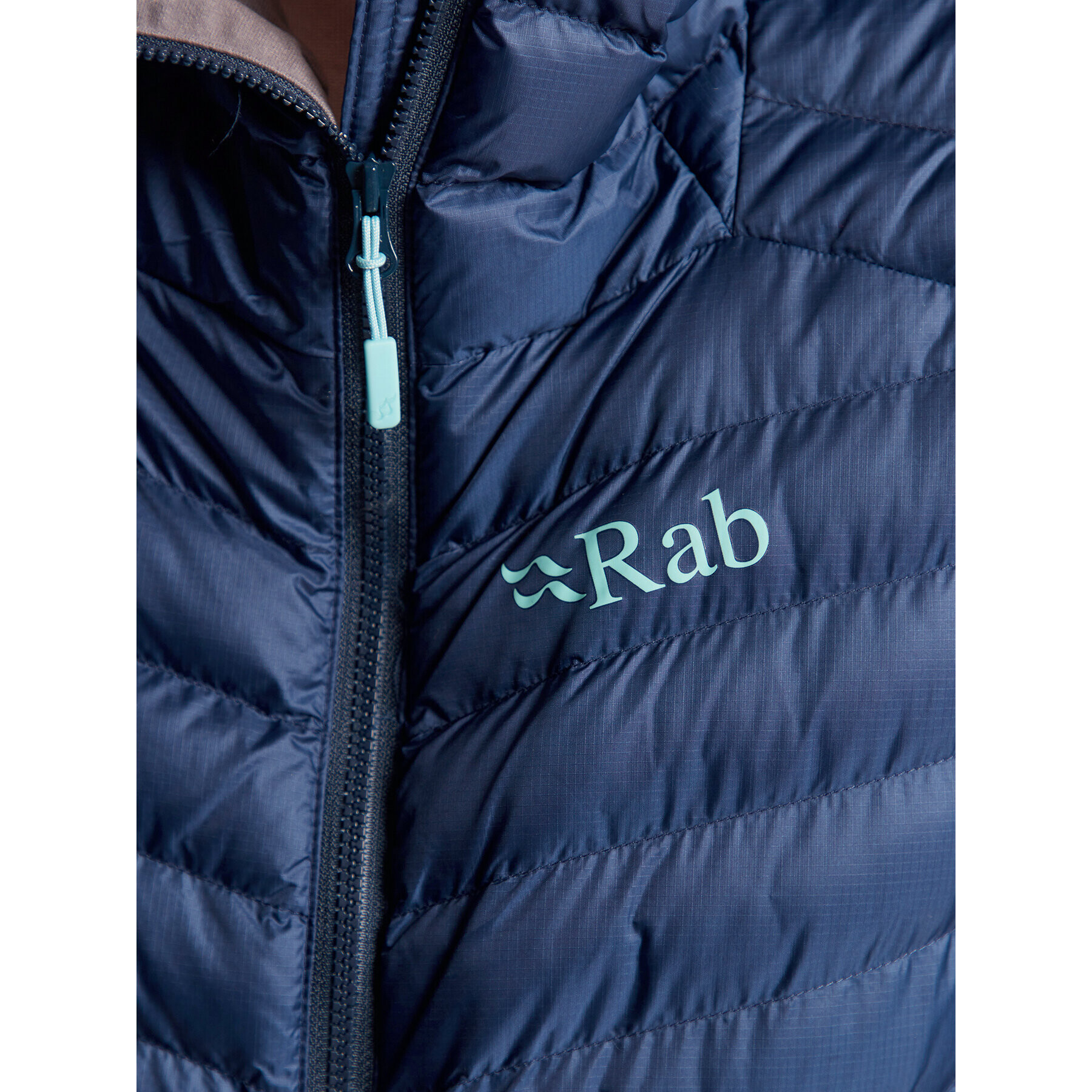 Rab Geacă din puf Microlight Alpine QDB-13-DI-14 Bleumarin Regular Fit - Pled.ro