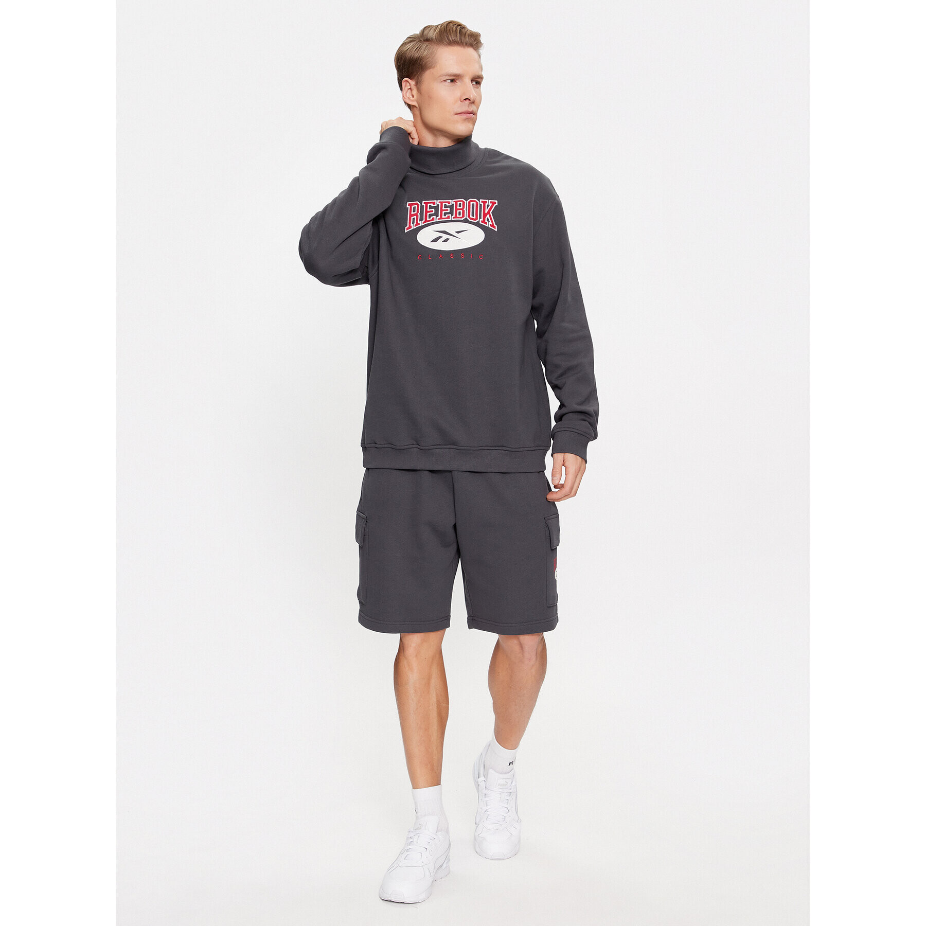 Reebok Bluză Archive Essentials IL8799 Gri Regular Fit - Pled.ro