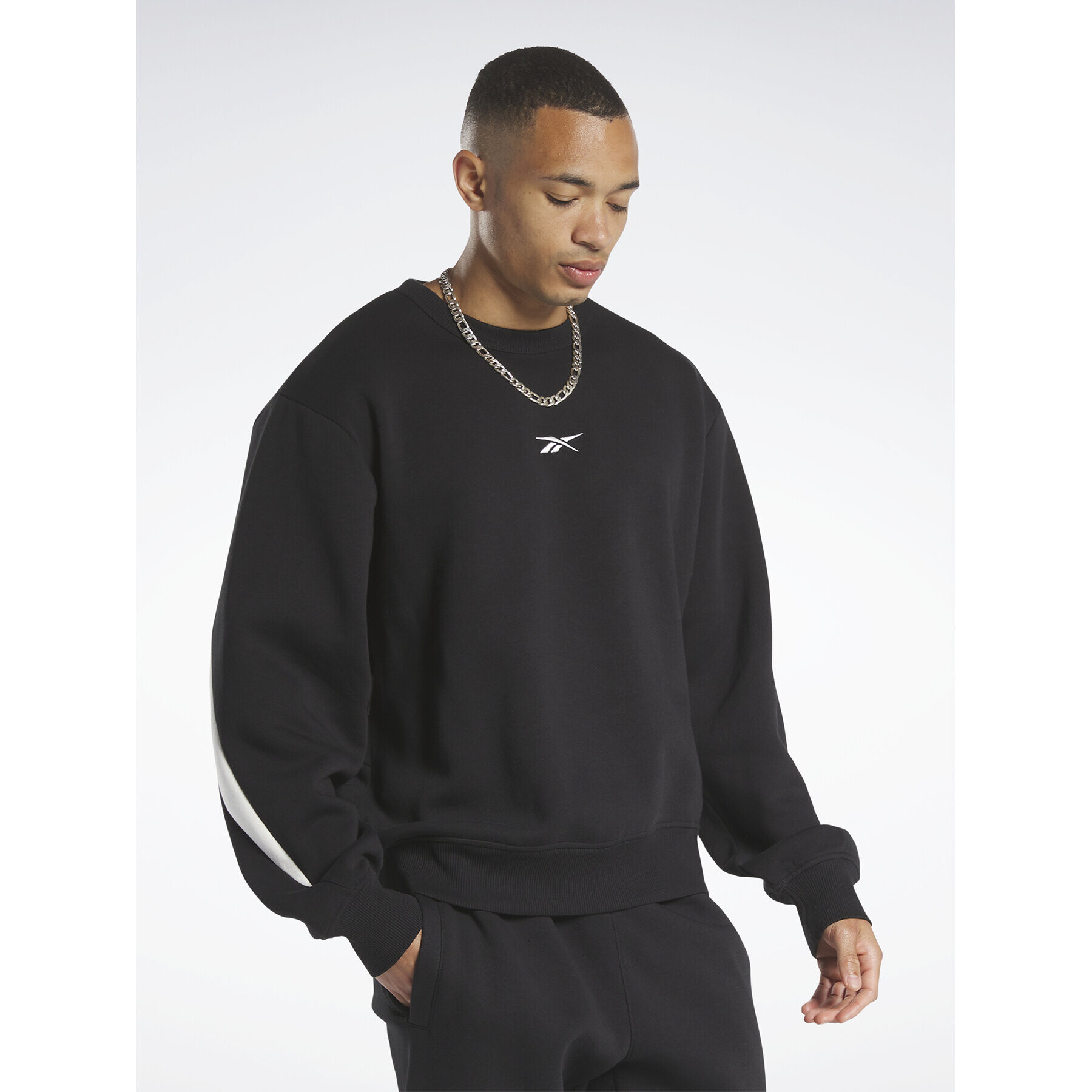 Reebok Bluză Classics Brand Proud HY7103 Negru Oversize - Pled.ro