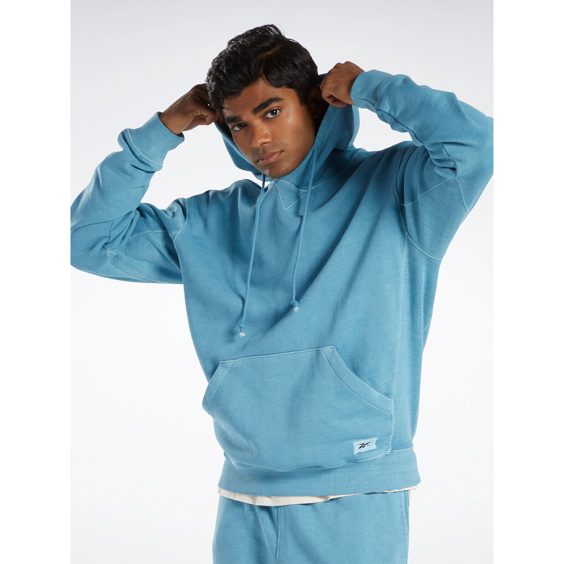 Reebok Bluză Classics Natural Dye Hoodie HS9142 Albastru - Pled.ro