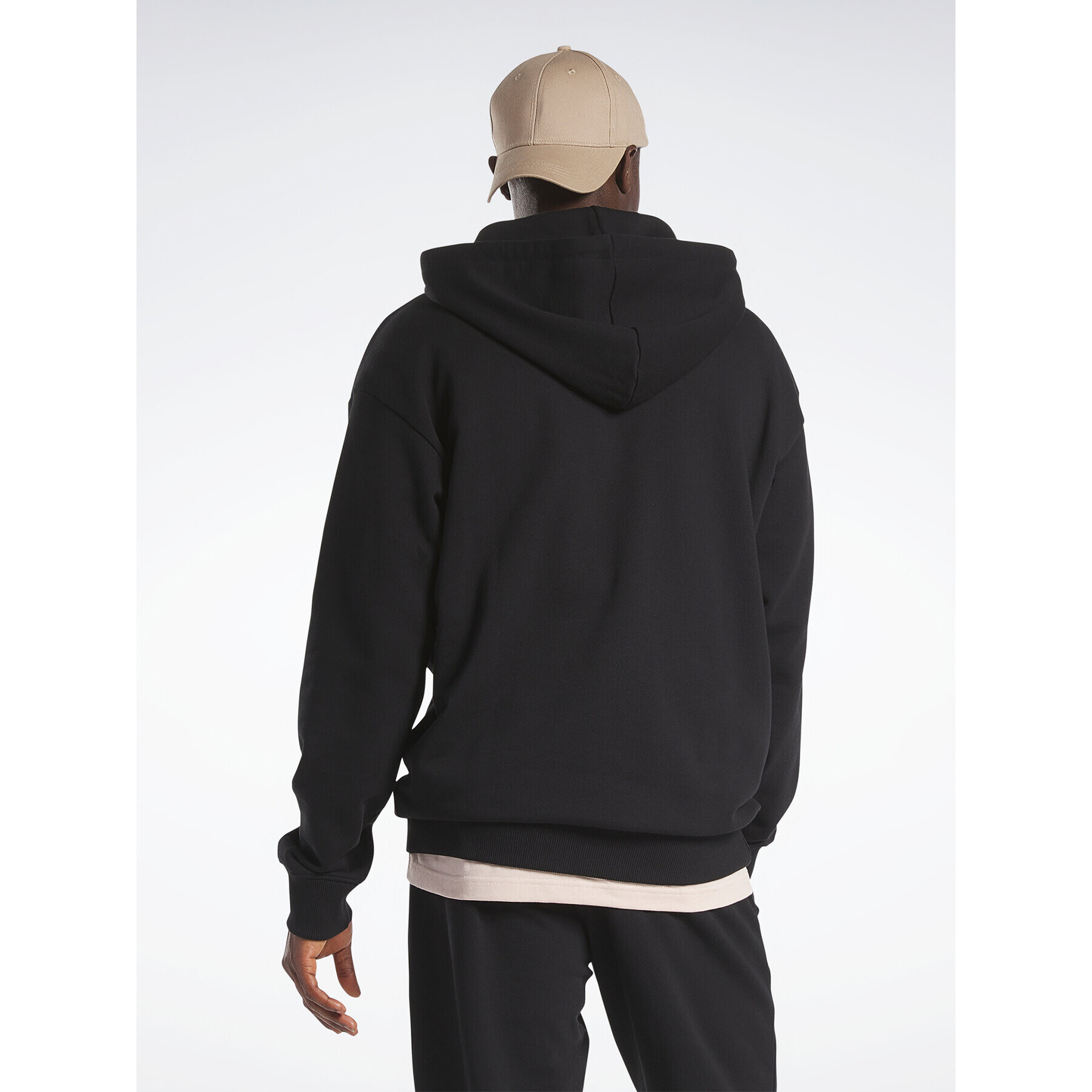 Reebok Bluză Classics Small Vector Hoodie HS7149 Negru - Pled.ro