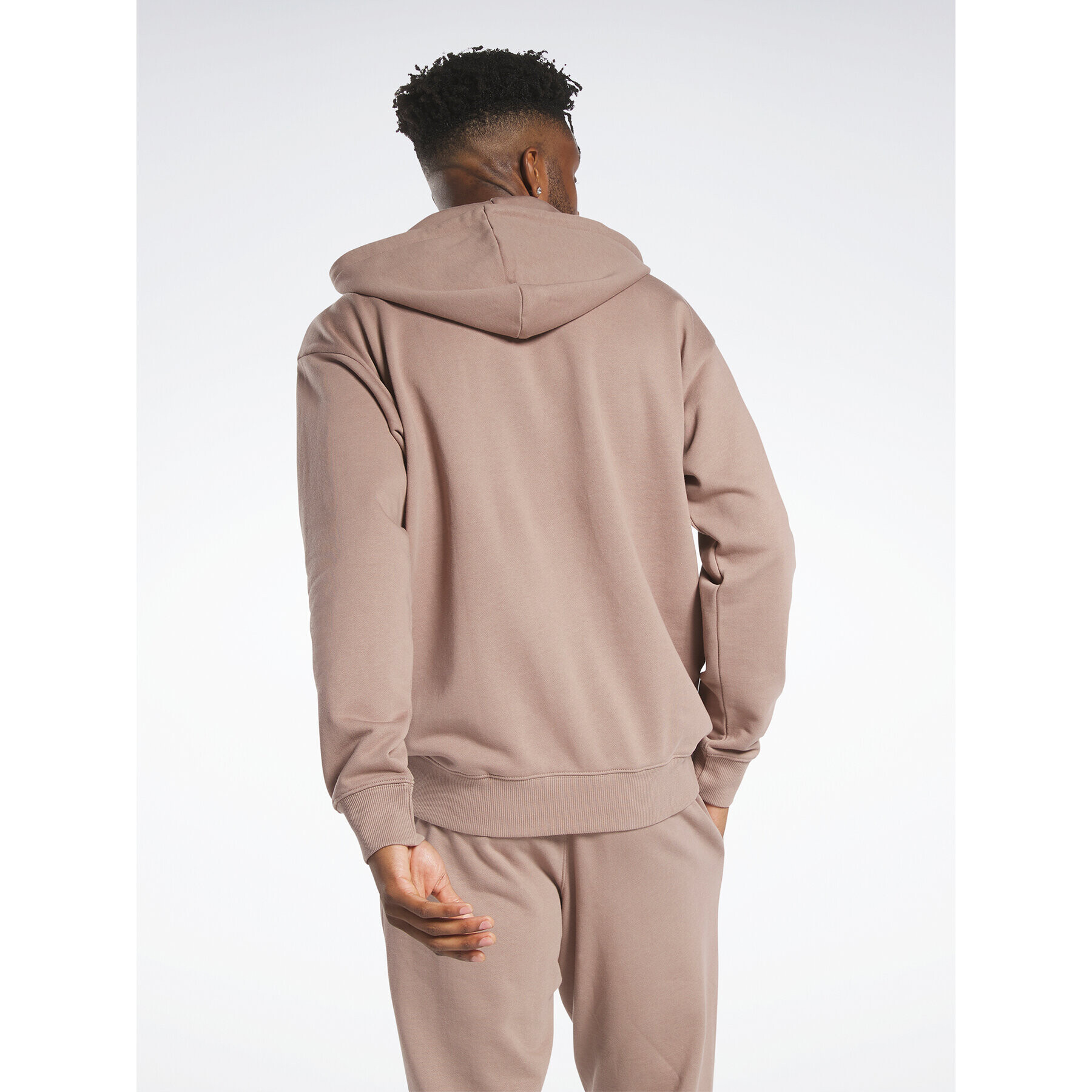 Reebok Bluză Classics Small Vector Hoodie HS7151 Maro - Pled.ro