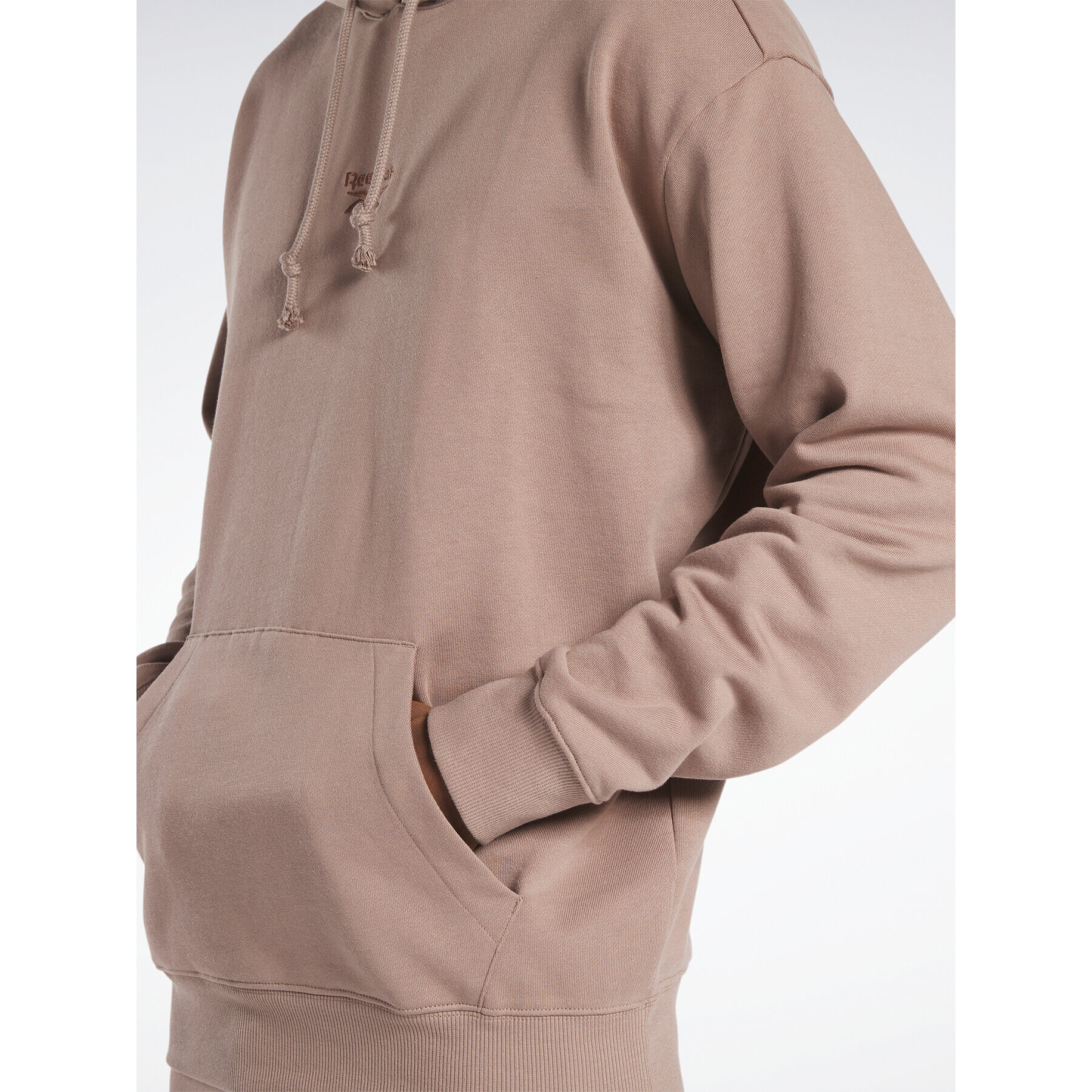 Reebok Bluză Classics Small Vector Hoodie HS7151 Maro - Pled.ro