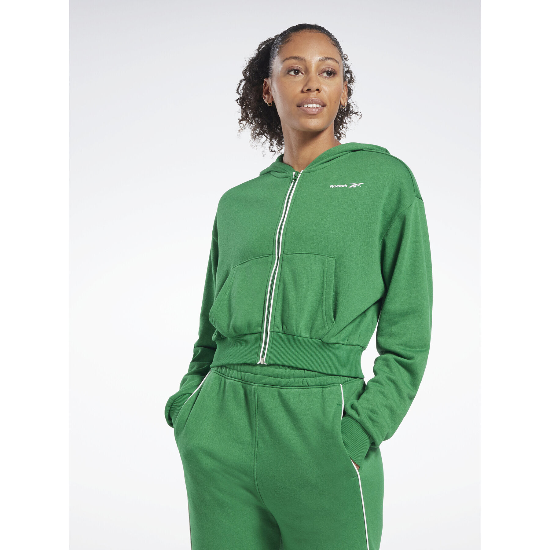 Reebok Bluză Identity French Terry HS4859 Verde Relaxed Fit - Pled.ro