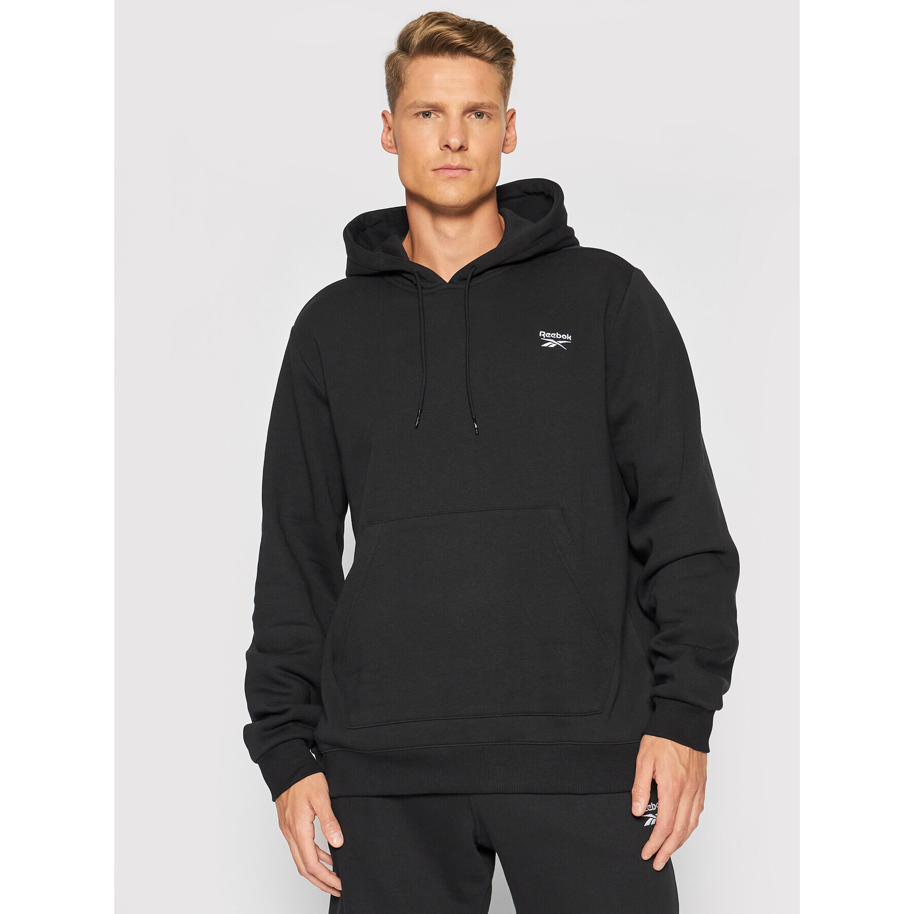 Reebok Bluză Identity GR9197 Negru Regular Fit - Pled.ro