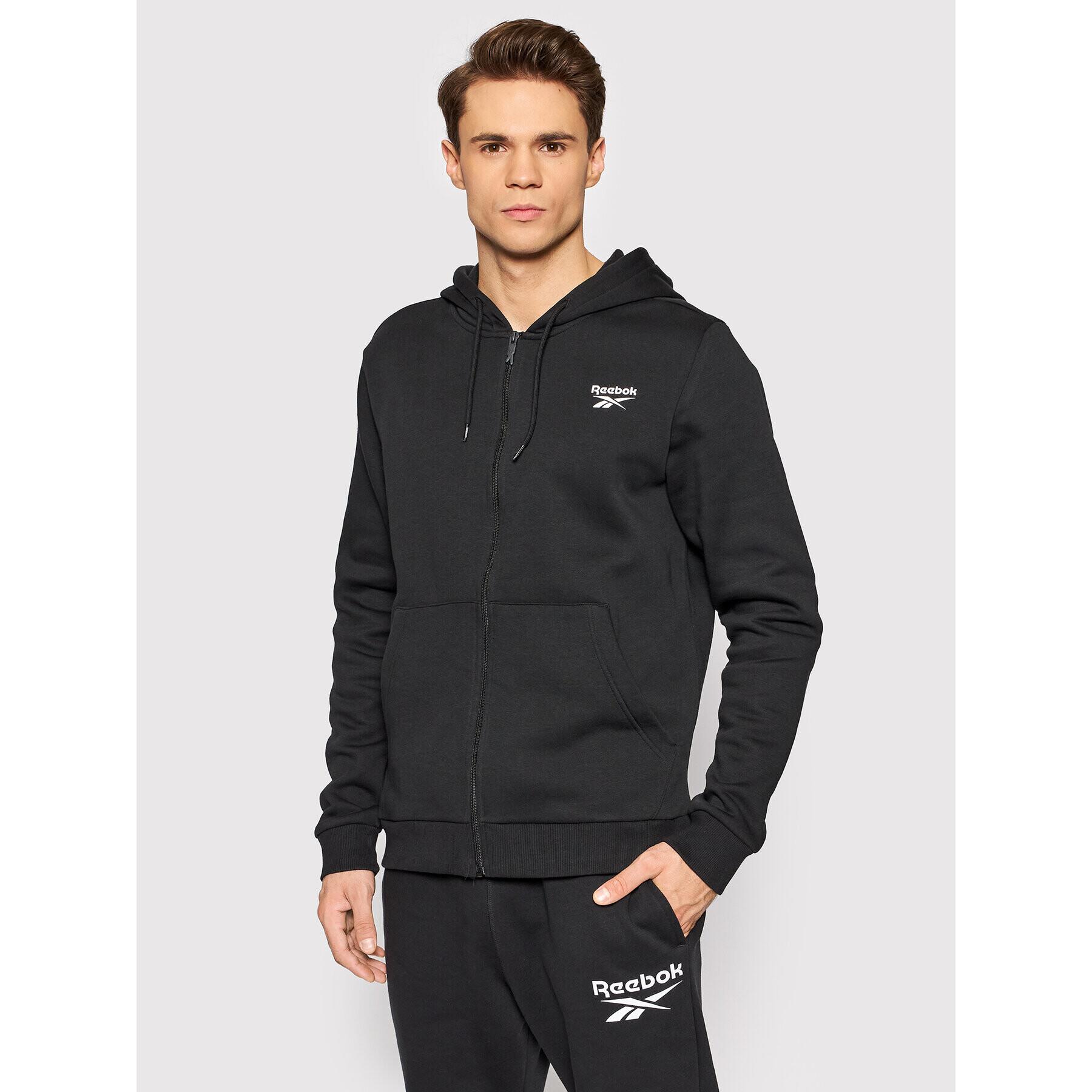 Reebok Bluză Left Chest Logo Full HG4450 Negru Regular Fit - Pled.ro