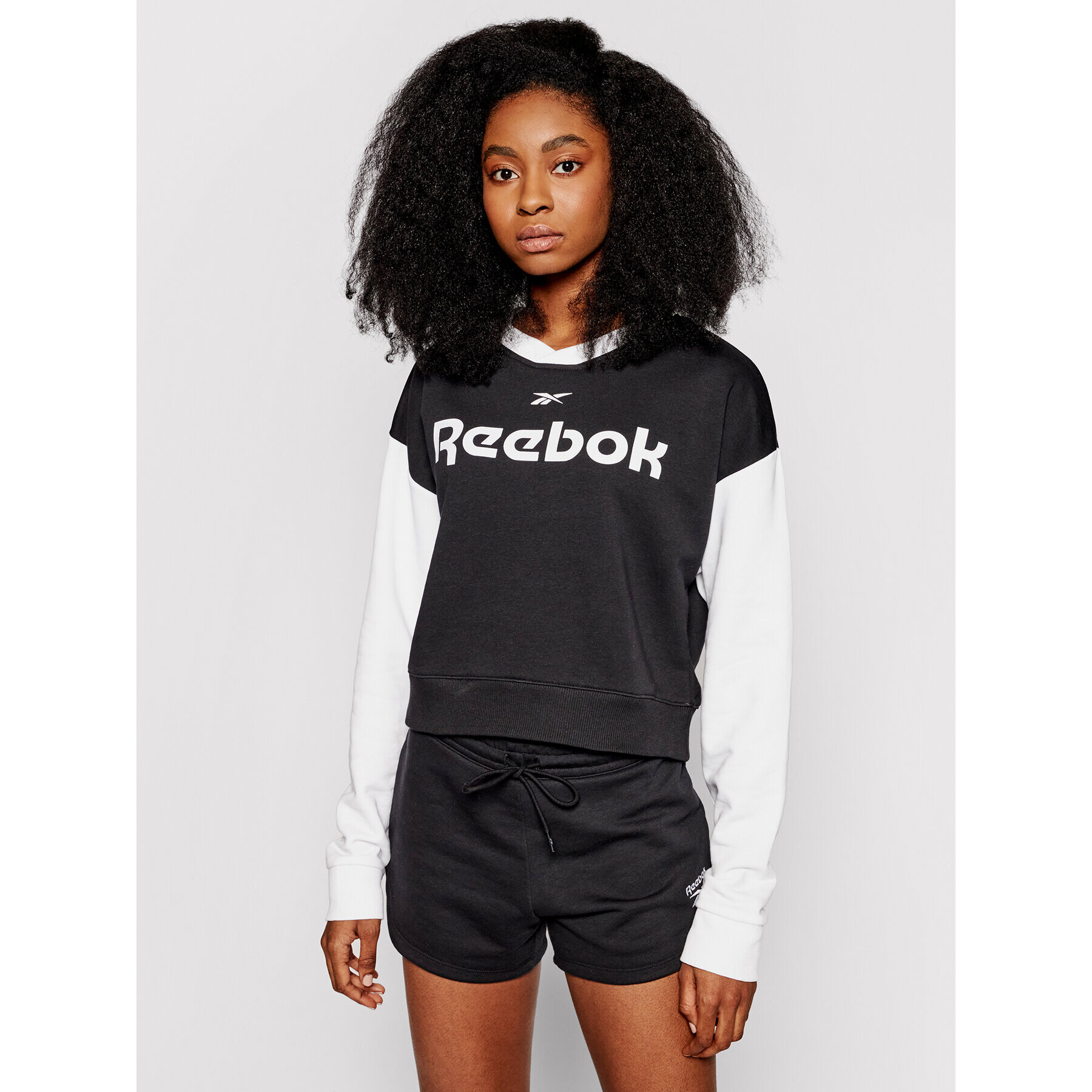 Reebok Bluză Linear Logo GI6926 Negru Oversize - Pled.ro