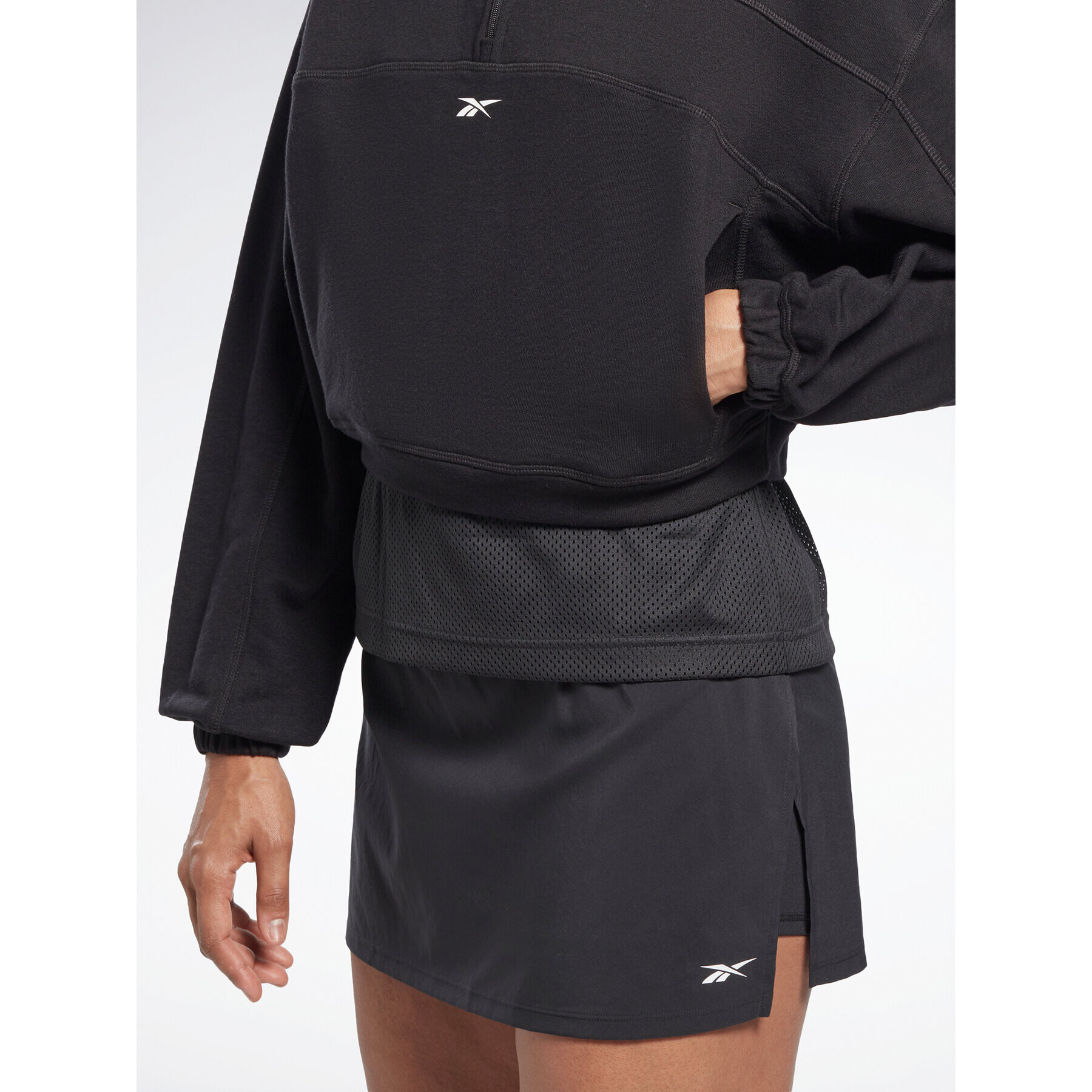 Reebok Bluză Workout Ready HT4926 Negru Relaxed Fit - Pled.ro