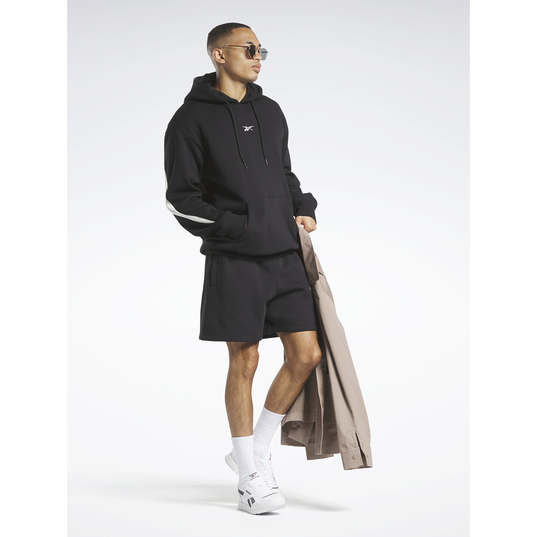 Reebok Bluză Classics Brand Proud HY7105 Negru Oversize - Pled.ro