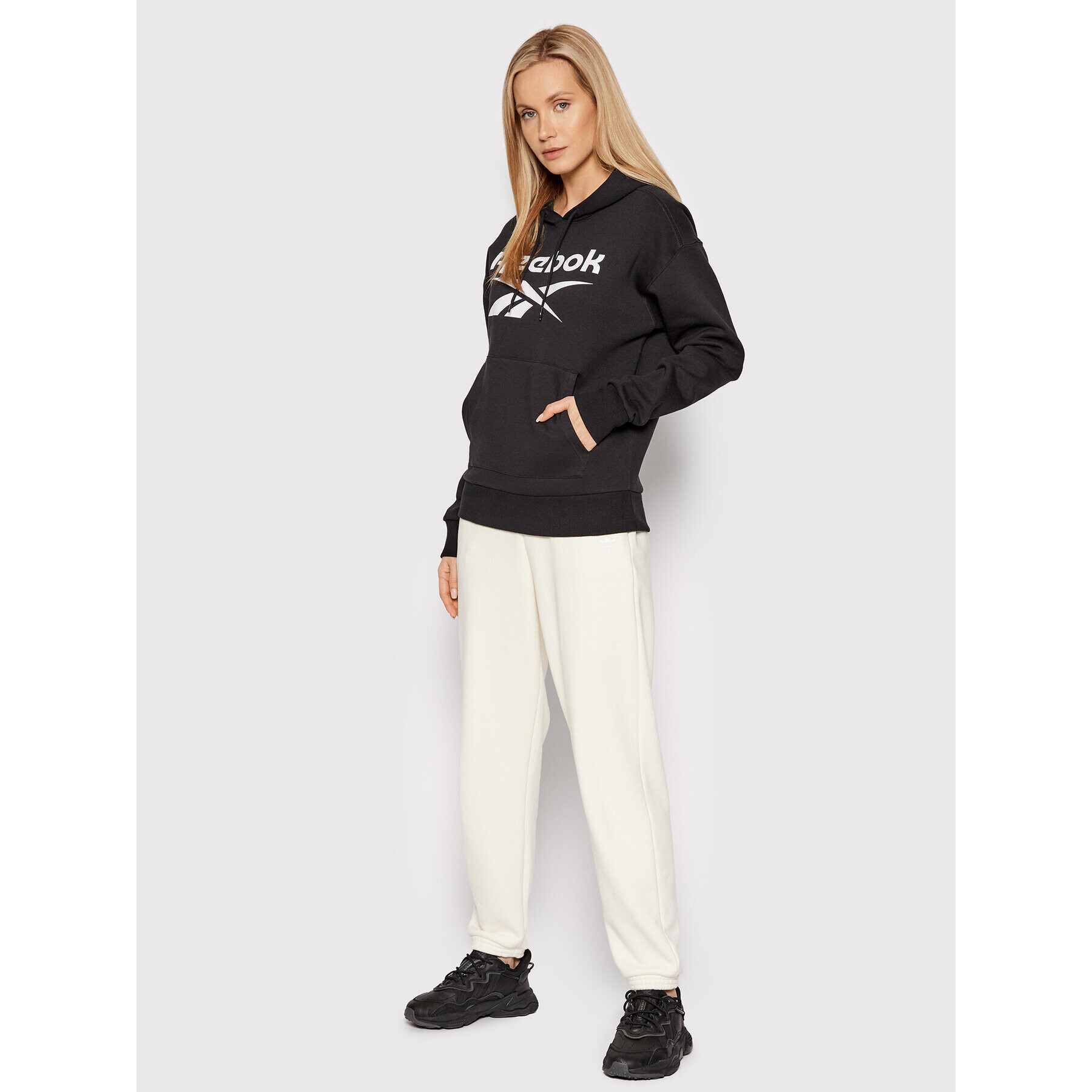 Reebok Bluză GS9392 Negru Oversize - Pled.ro