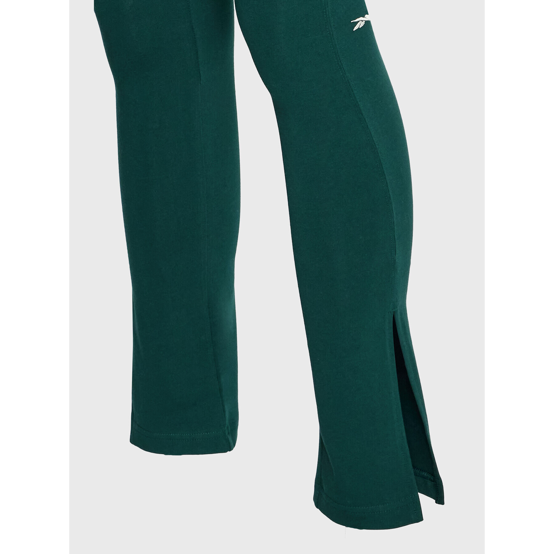 Reebok Pantaloni din material Wde Trend HG1171 Verde Slim Fit - Pled.ro