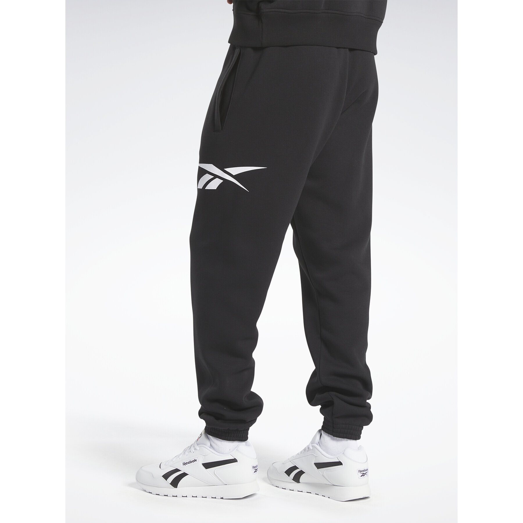 Reebok Pantaloni trening Classics Brand Proud HY7107 Negru Regular Fit - Pled.ro