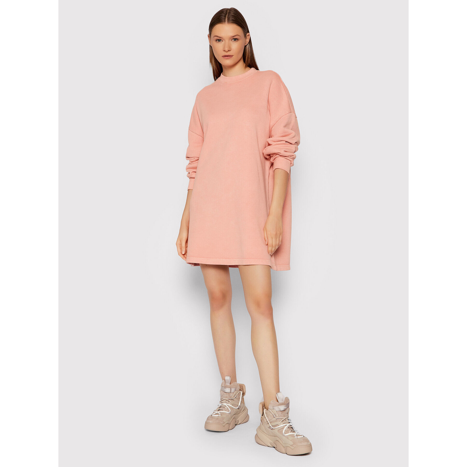 Reebok Rochie tricotată Natural Dye Crew GR0399 Roz Oversize - Pled.ro