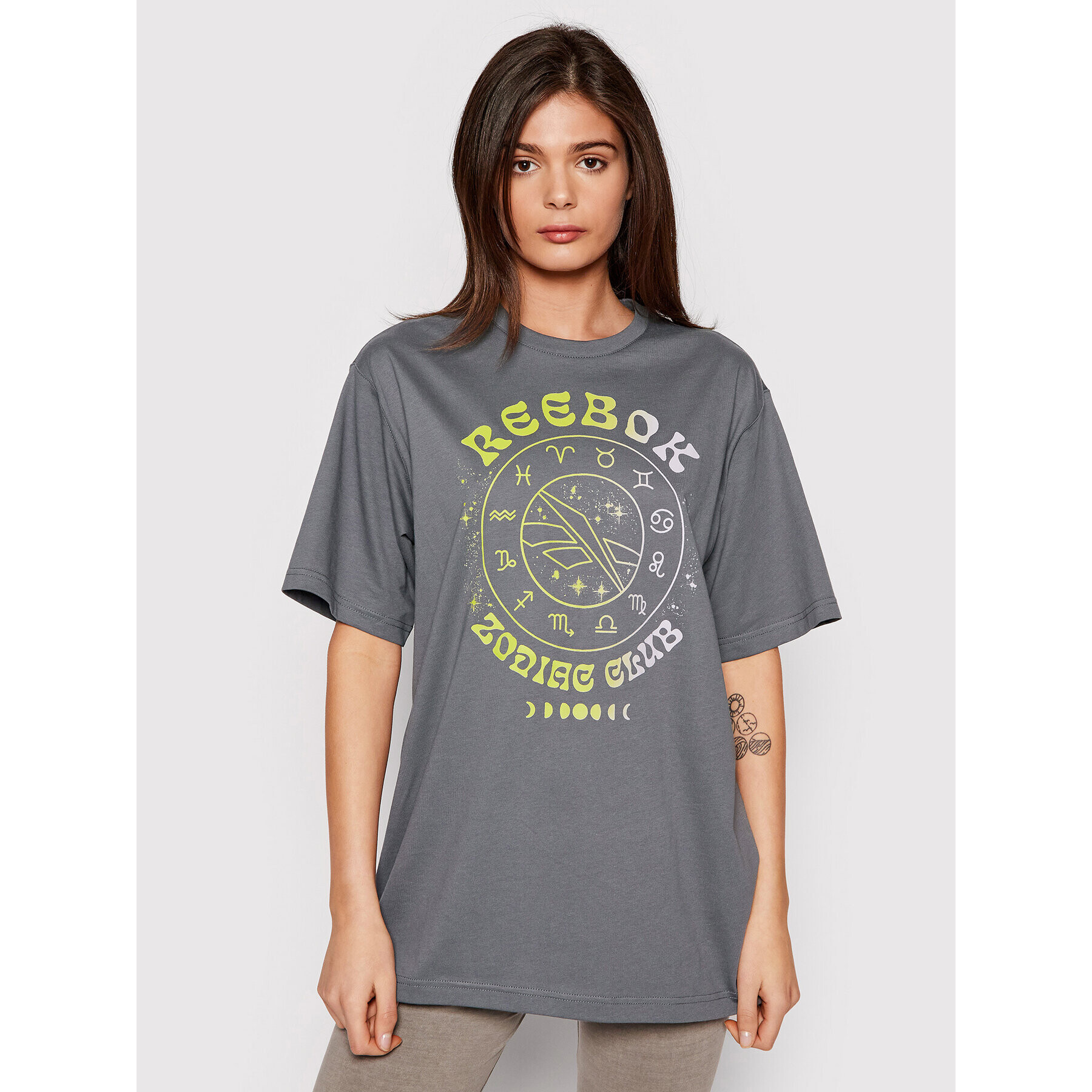 Reebok Classic Reebok Tricou Cropped Supernatural Graphic H49245 Gri Oversize - Pled.ro