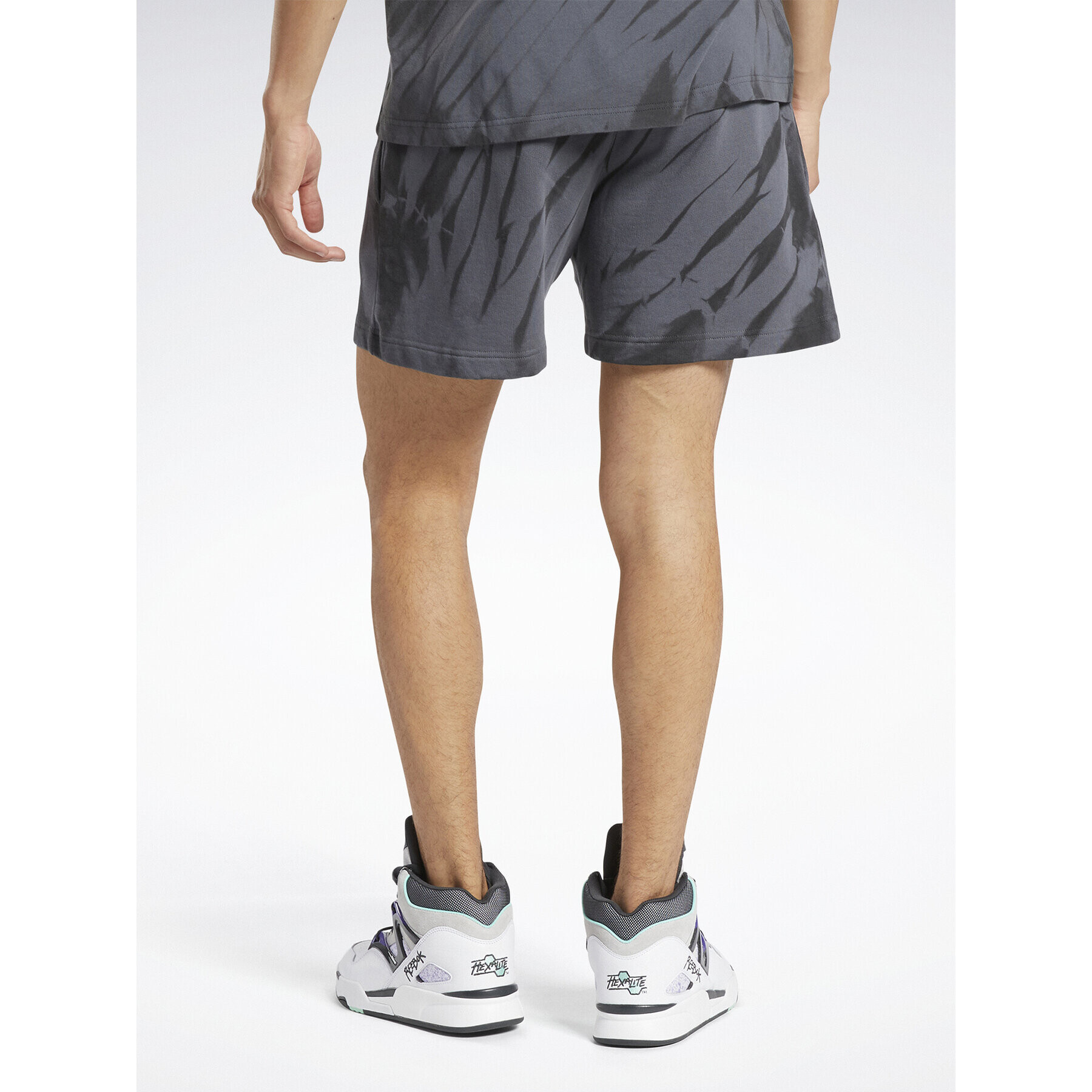 Reebok Pantaloni scurți sport Classics Block Party Shorts HS9179 Gri - Pled.ro