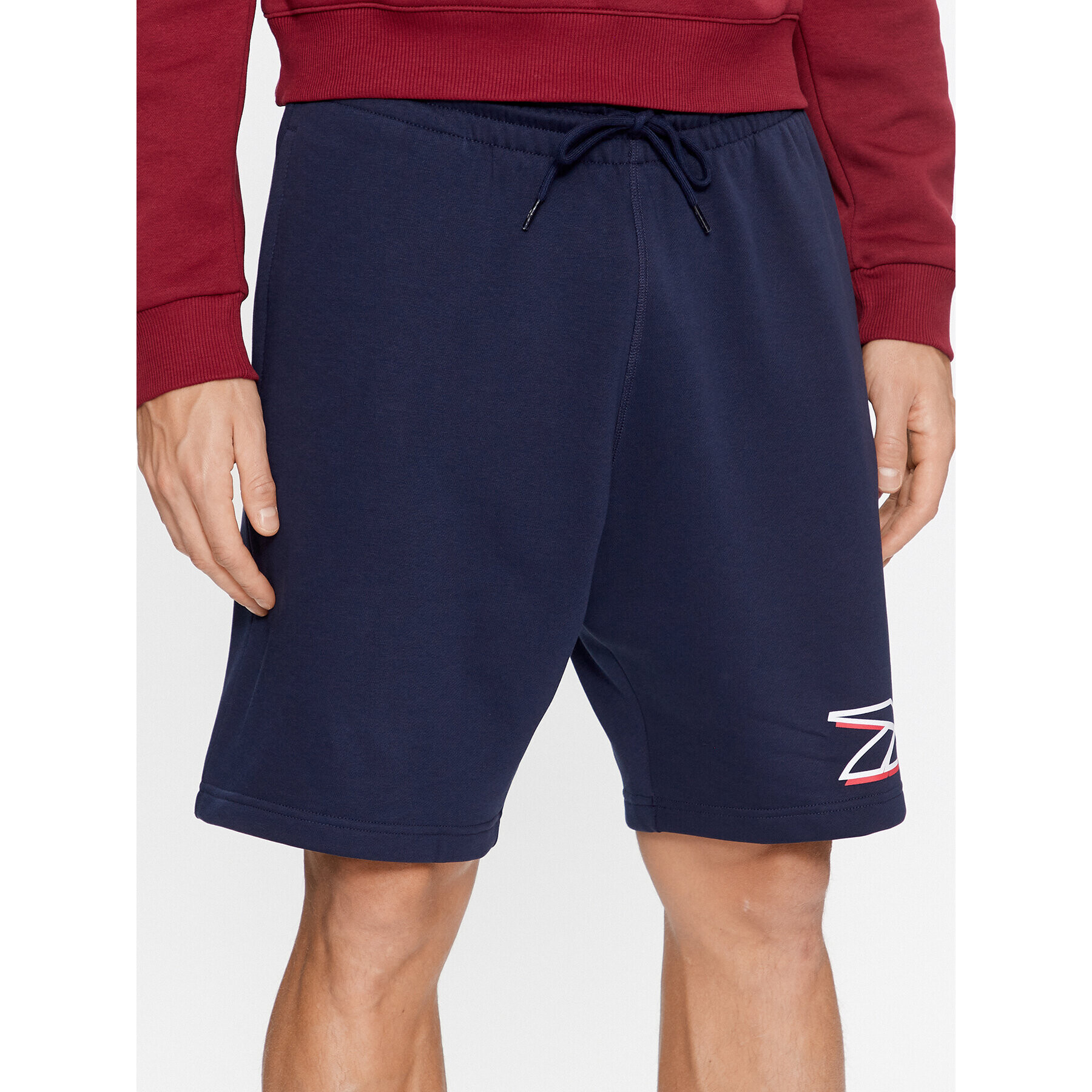 Reebok Pantaloni scurți sport Identity IN1680 Bleumarin Regular Fit - Pled.ro