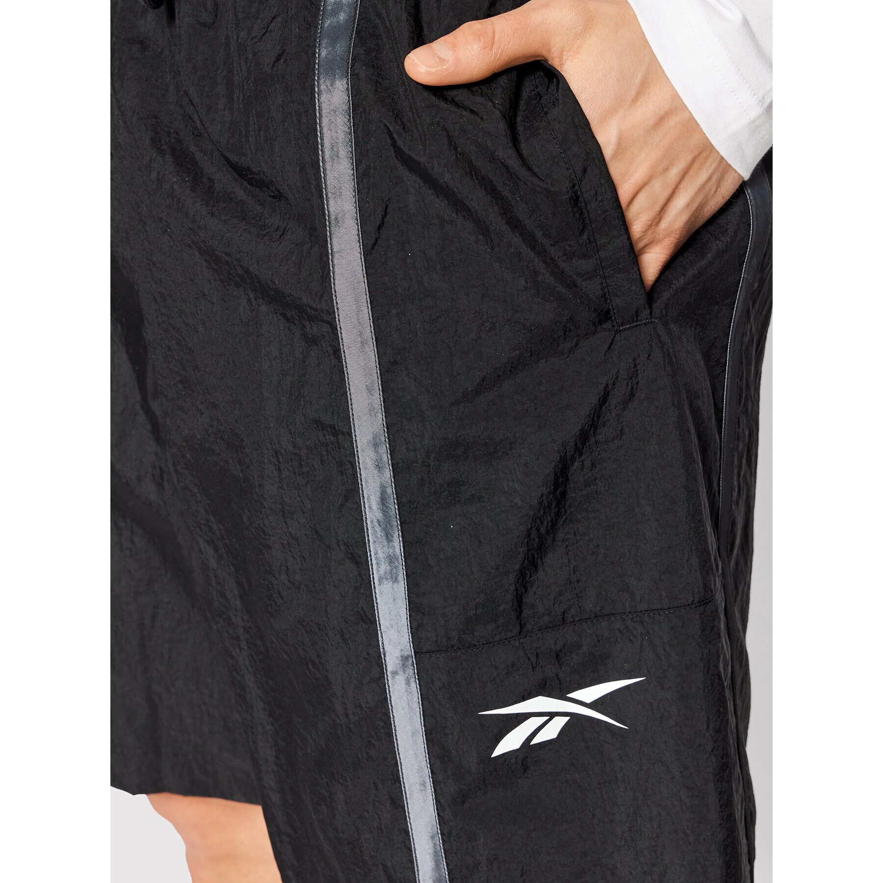 Reebok Pantaloni scurți sport Myt Woven H54329 Negru Regular Fit - Pled.ro