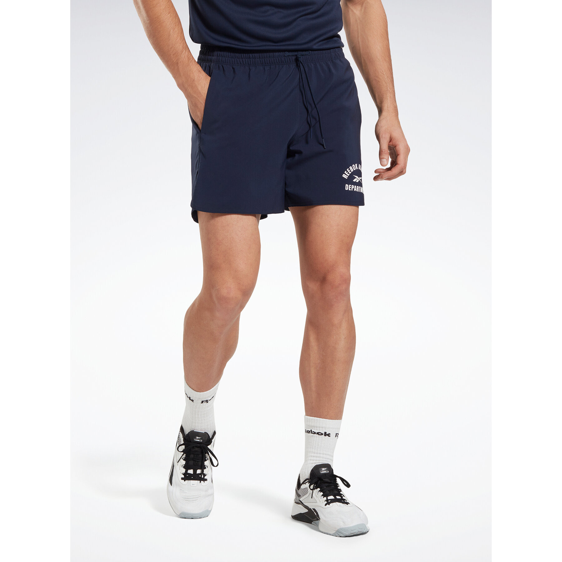 Reebok Pantaloni scurți sport Training Graphic Woven Shorts HT3704 Albastru - Pled.ro