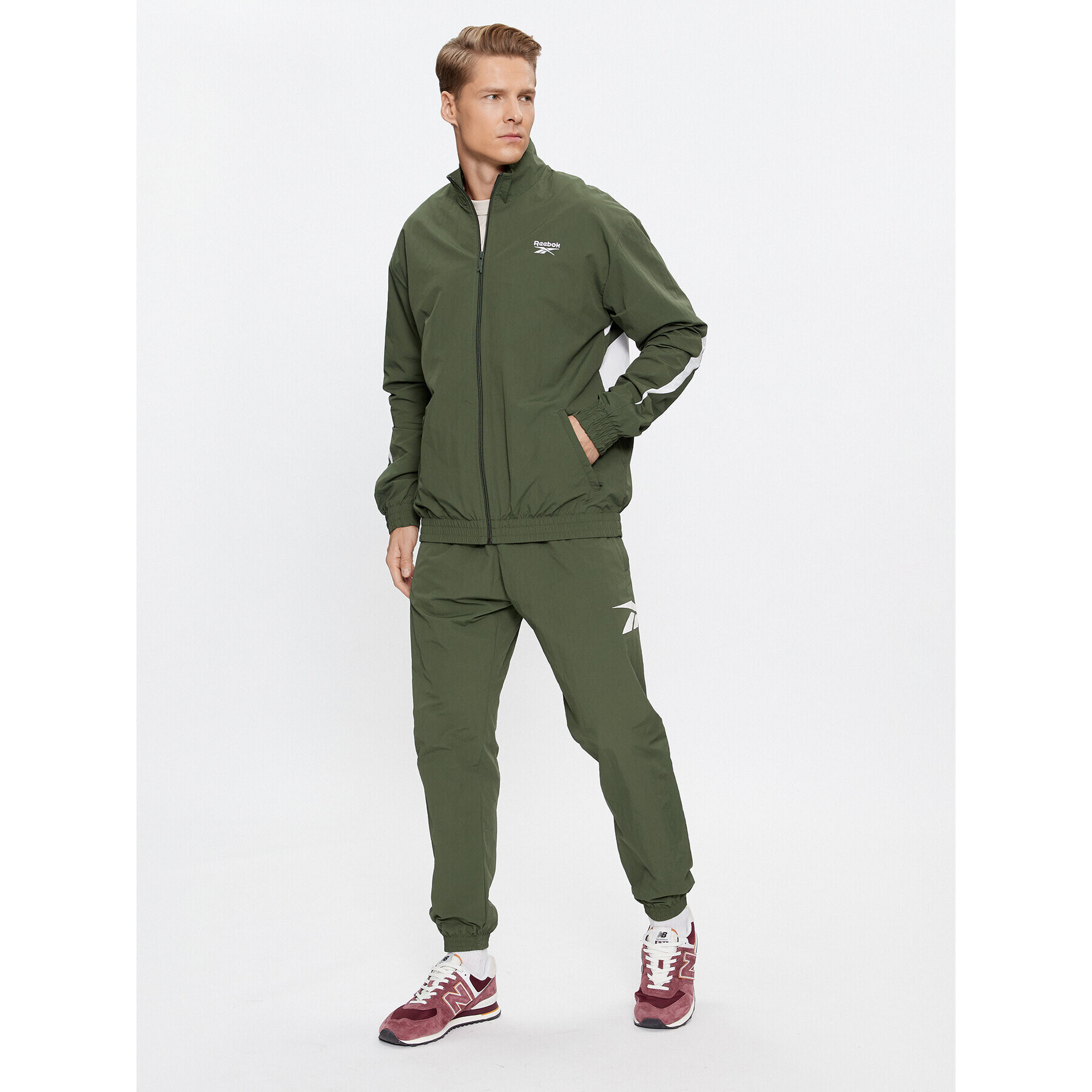 Reebok Pantaloni trening Classics Vector IL4563 Verde Regular Fit - Pled.ro