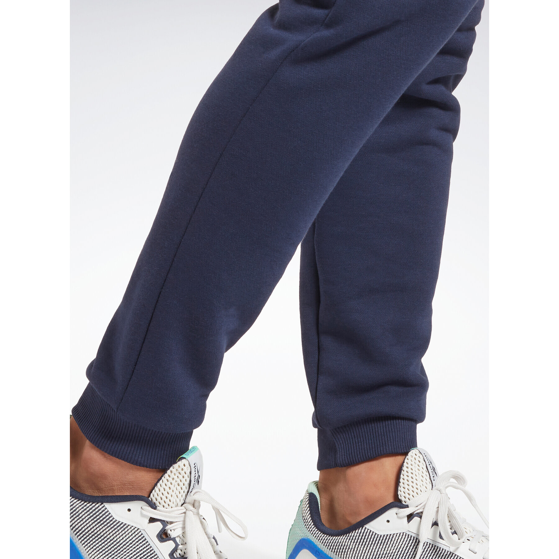 Reebok Pantaloni trening Identity H49681 Bleumarin Regular Fit - Pled.ro