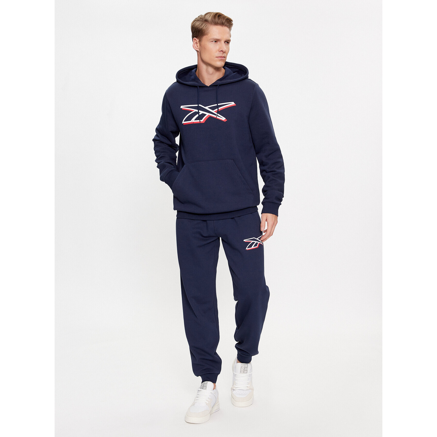 Reebok Pantaloni trening Identity IN1685 Bleumarin Regular Fit - Pled.ro