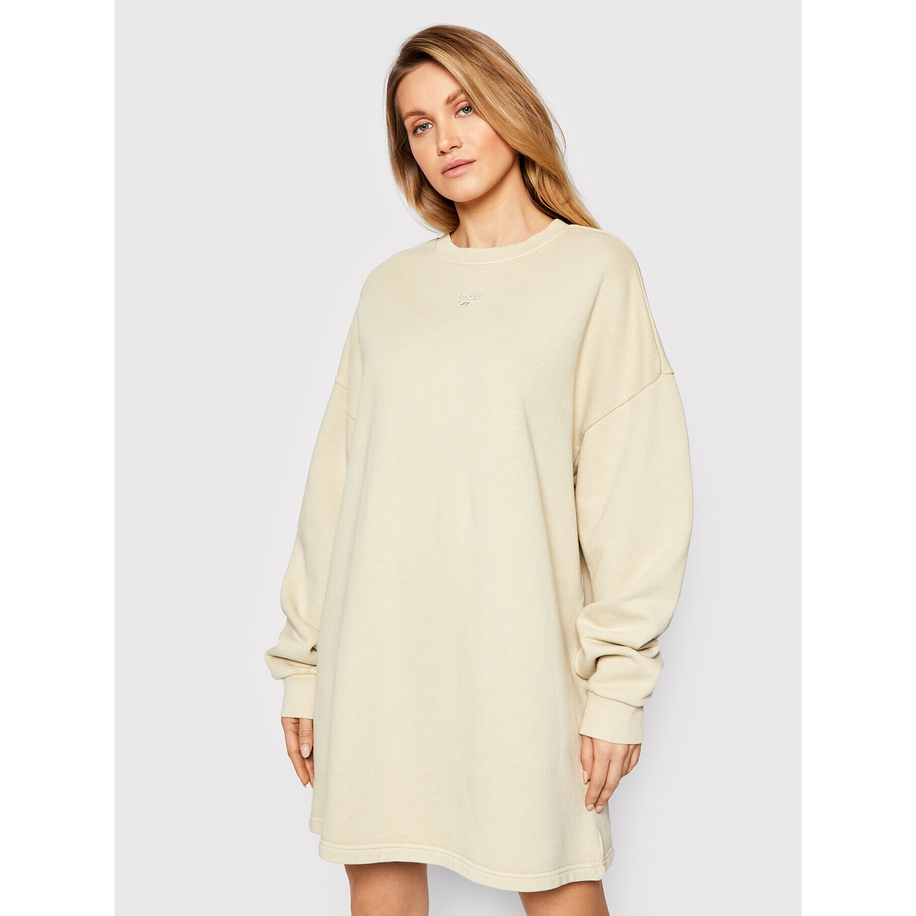 Reebok Classic Reebok Rochie tricotată Classics Natural Dye GN4594 Bej Oversize - Pled.ro