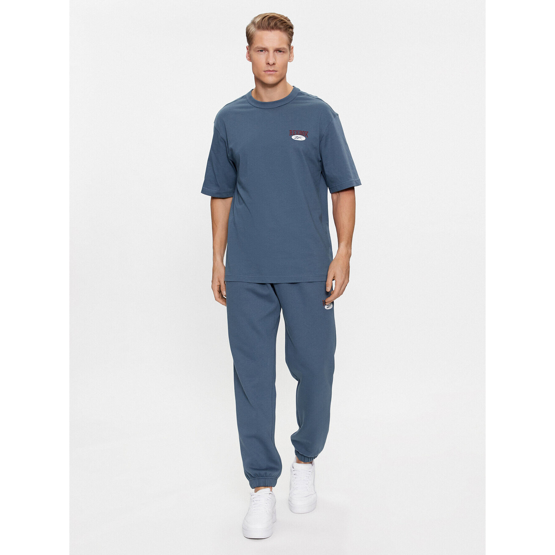 Reebok Tricou Archive Essentials IM1523 Albastru Regular Fit - Pled.ro