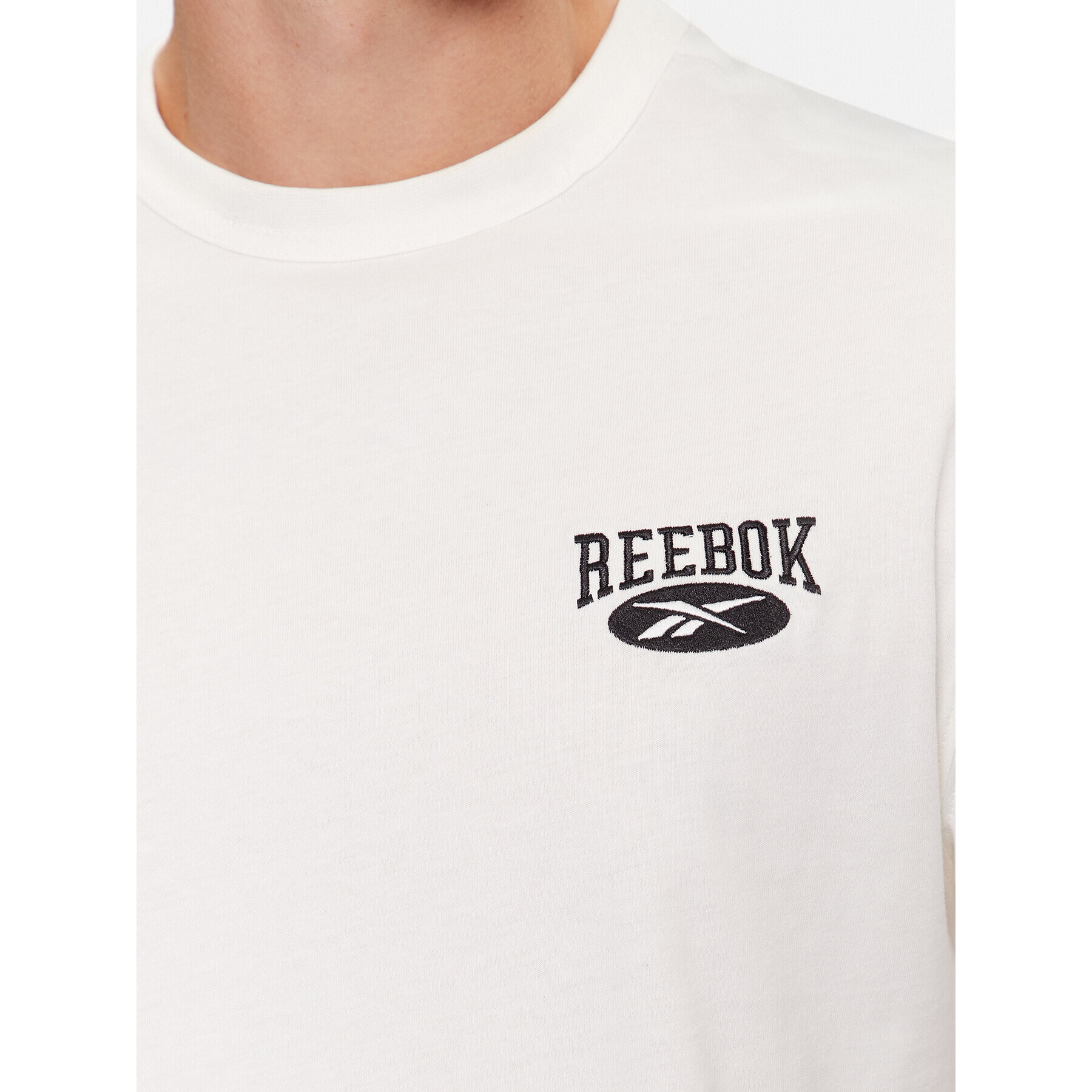 Reebok Tricou Archive Essentials IM1525 Alb Regular Fit - Pled.ro