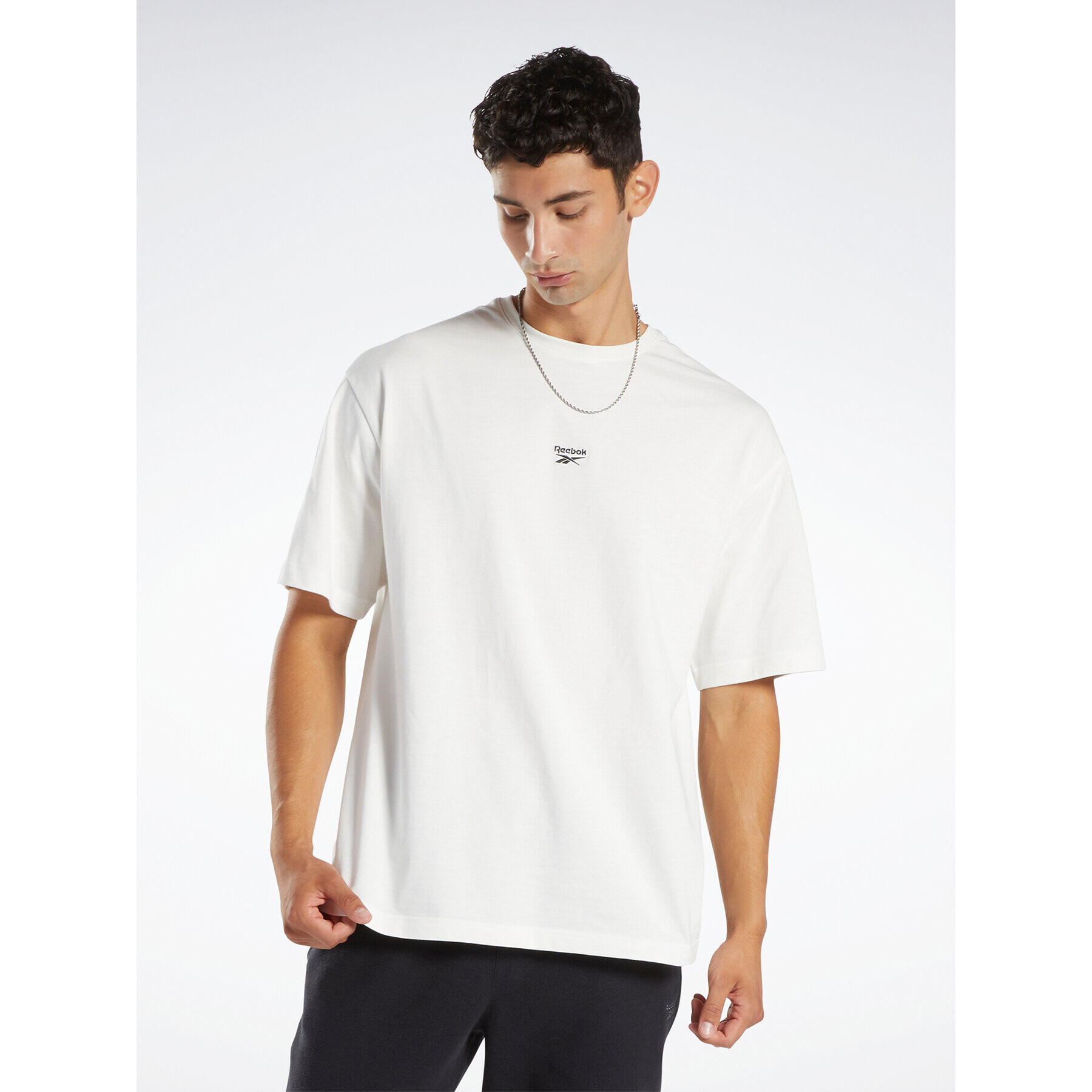 Reebok Tricou Classics Wardrobe Essentials T-Shirt H66174 Alb - Pled.ro