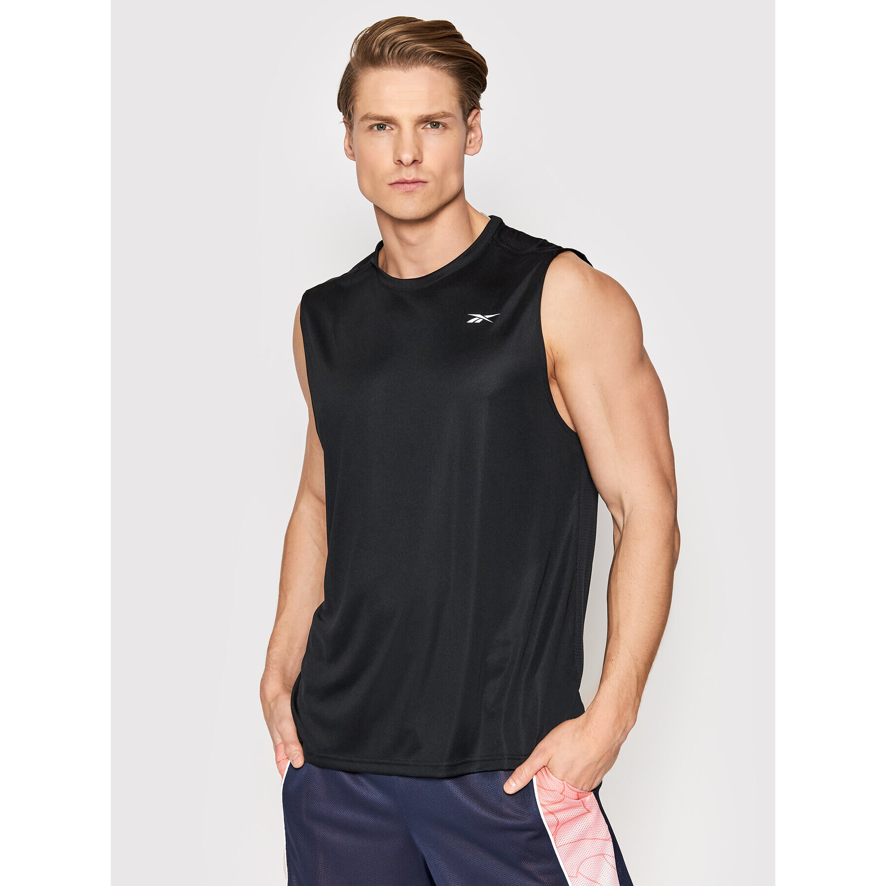 Reebok Tricou tehnic Workout Ready Tech GJ0852 Negru Regular Fit - Pled.ro