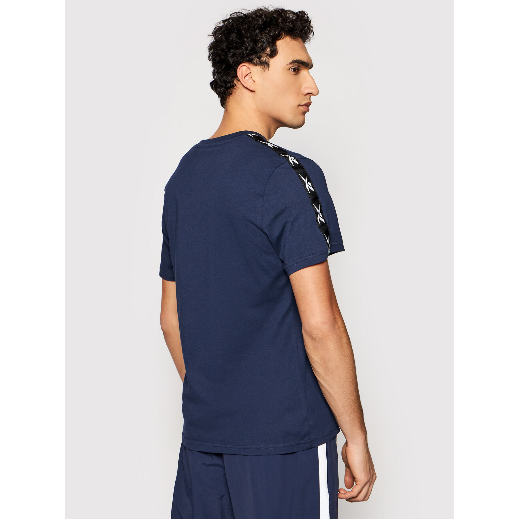 Reebok Tricou Training Essentials GU9975 Bleumarin Regular Fit - Pled.ro