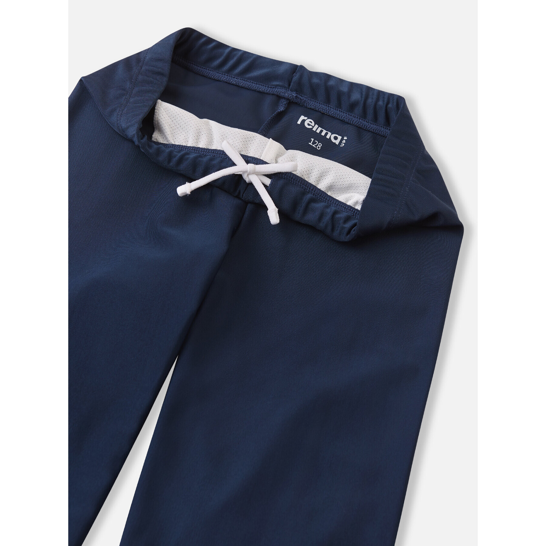 Reima Pantaloni scurți pentru înot Palahdus 5200135A Bleumarin Regular Fit - Pled.ro