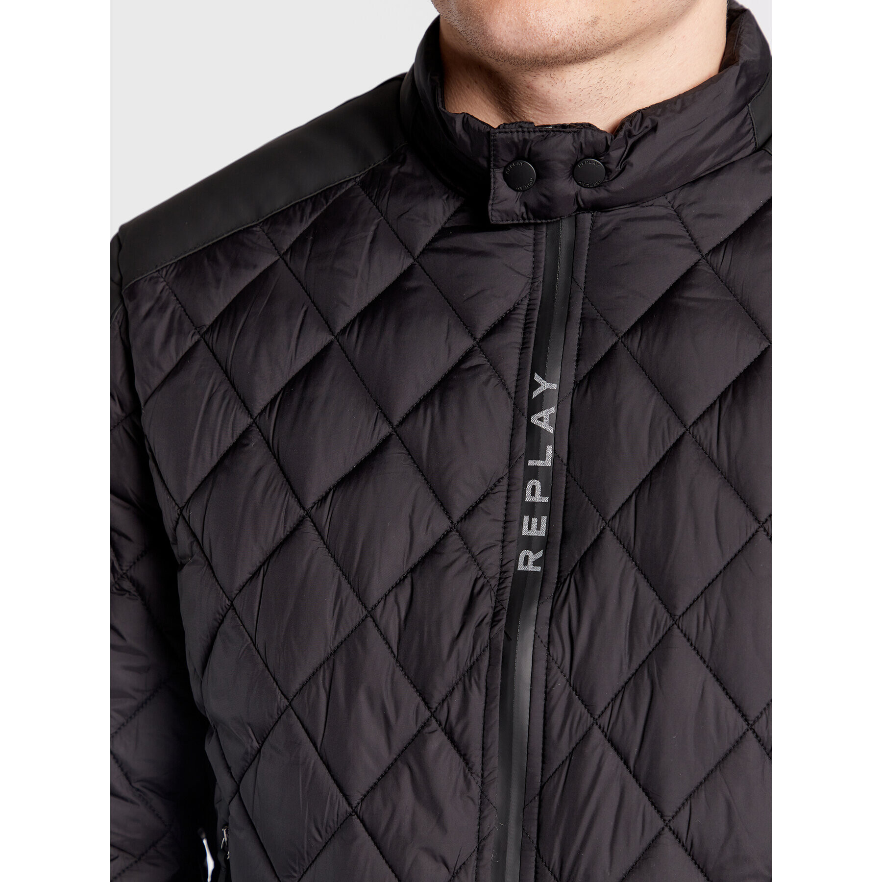 Replay Geacă bomber M8265.000.84440 Negru Regular Fit - Pled.ro