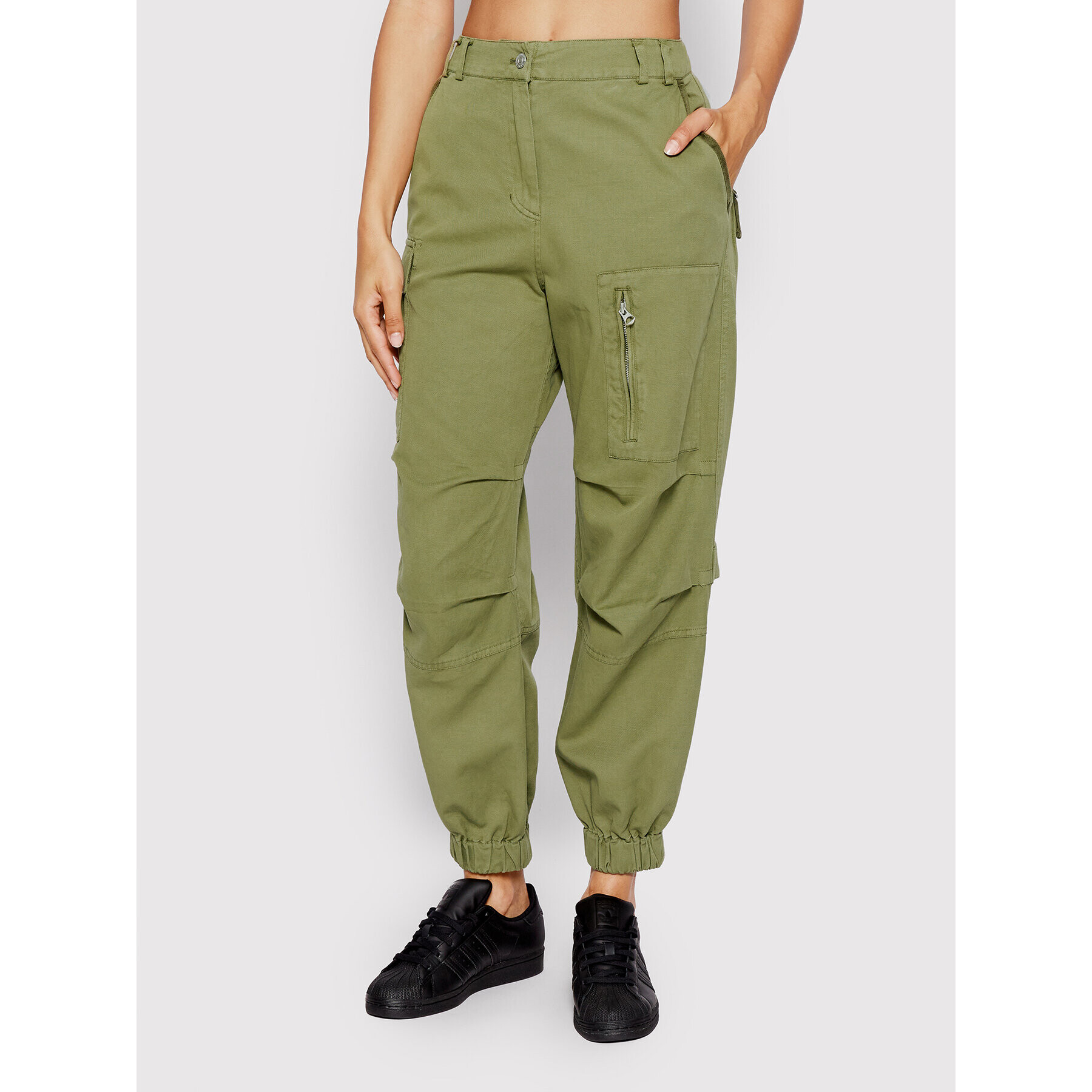 Replay Joggers W8539.000.84082G Verde Regular Fit - Pled.ro