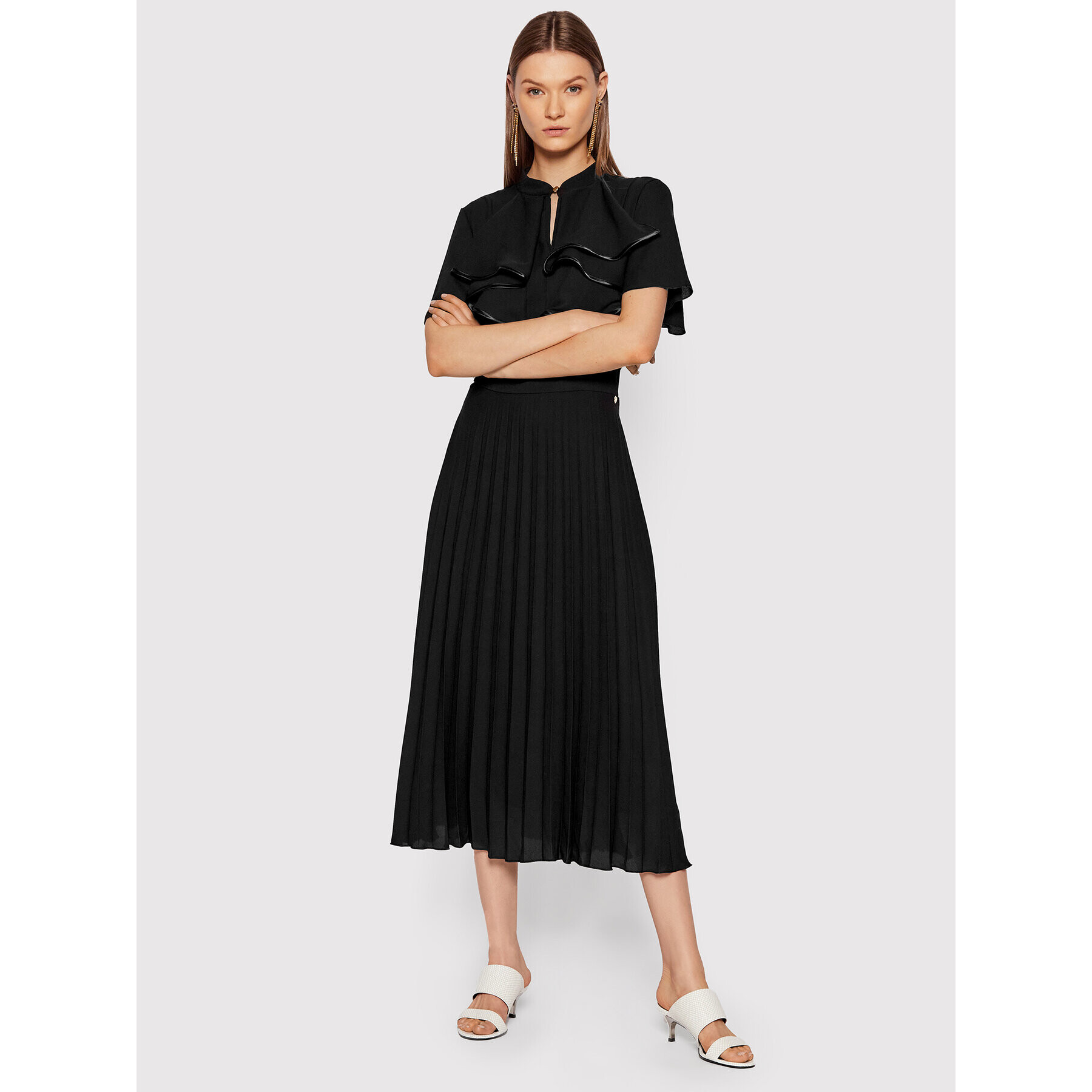 Rinascimento Rochie cocktail CFC0106369003 Negru Regular Fit - Pled.ro