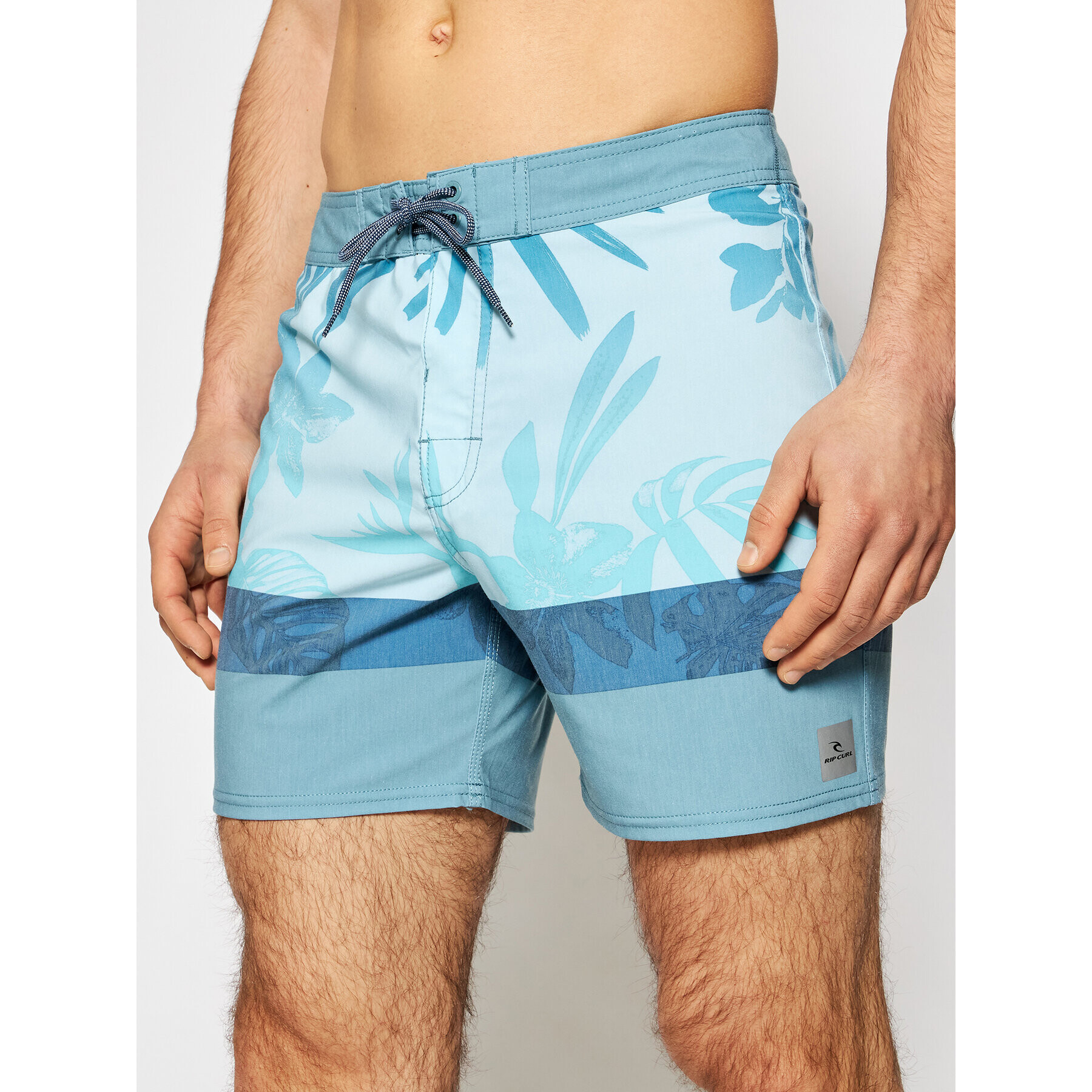 Rip Curl Pantaloni scurți pentru înot Mirage Retro Jungle CBONG4 Albastru Regular Fit - Pled.ro