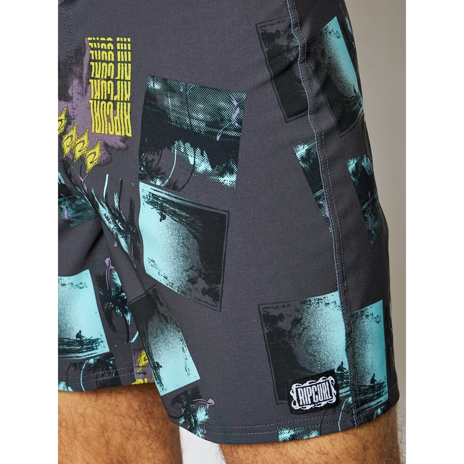 Rip Curl Pantaloni scurți pentru înot Mirage Retro Mindsurf CBONK4 Gri Regular Fit - Pled.ro