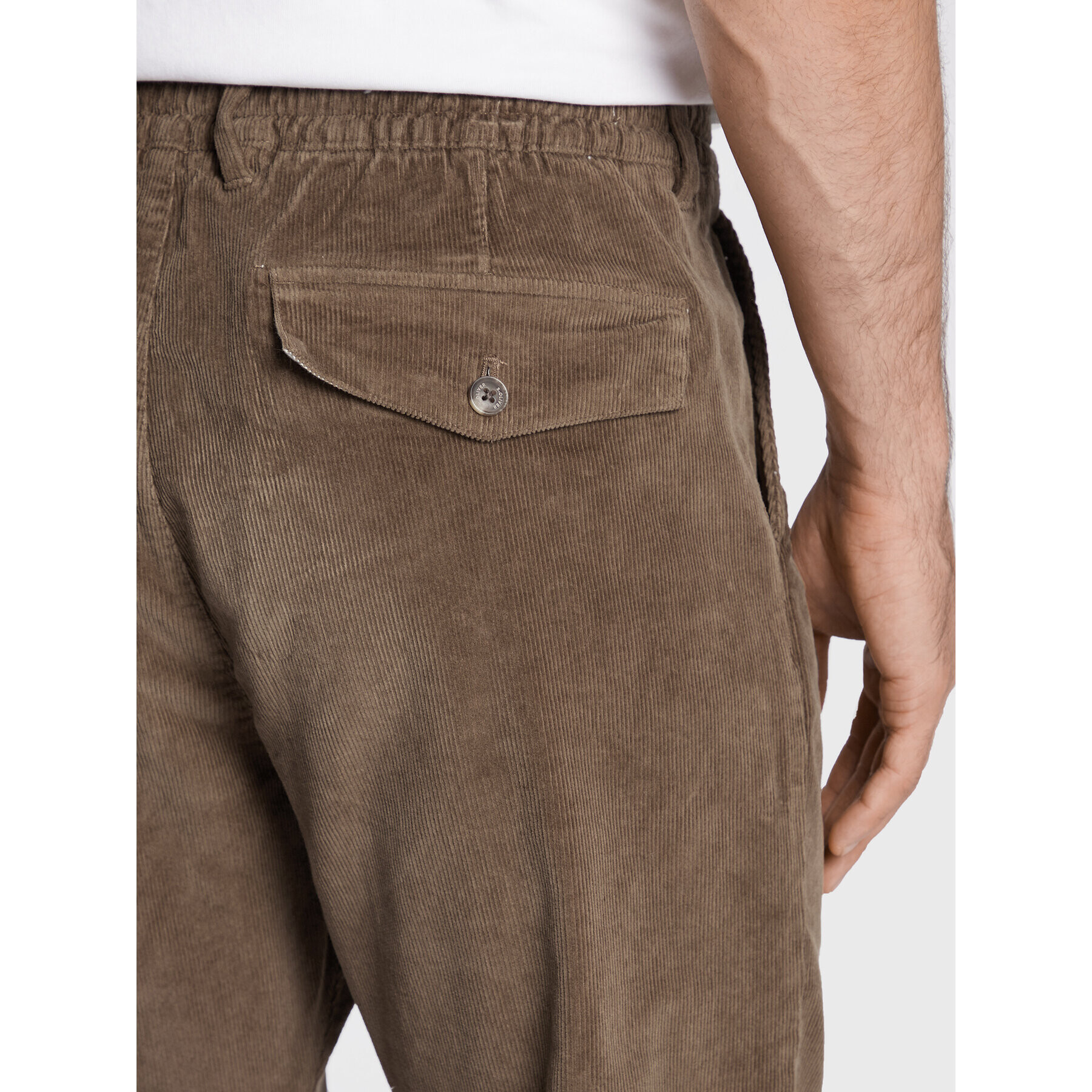 s.Oliver Pantaloni din material 2121837 Maro Relaxed Fit - Pled.ro