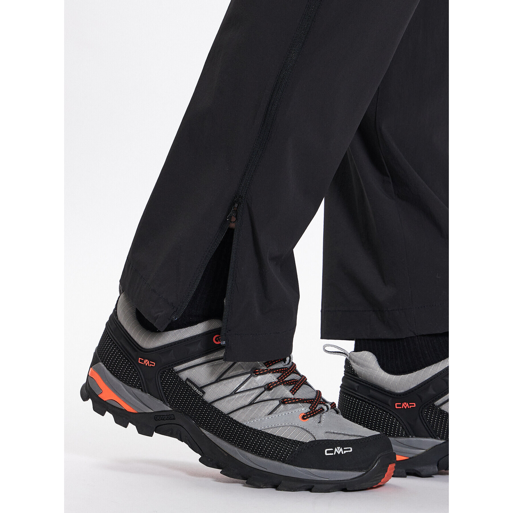 Salewa Pantaloni outdoor Talveno 27800 Negru Regular Fit - Pled.ro