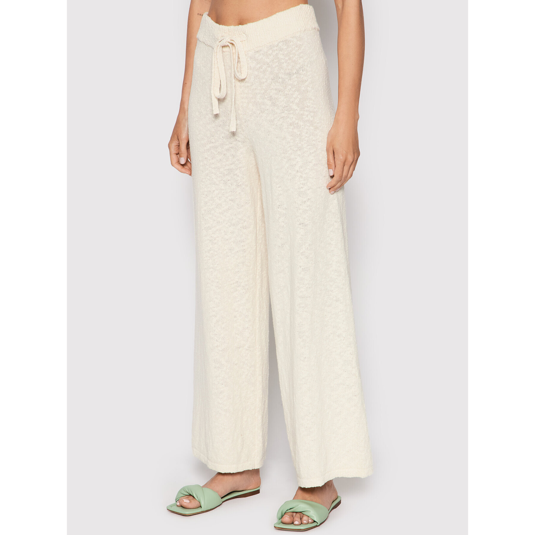 Seafolly Pantaloni din material Boucle 54734-KN Bej Relaxed Fit - Pled.ro