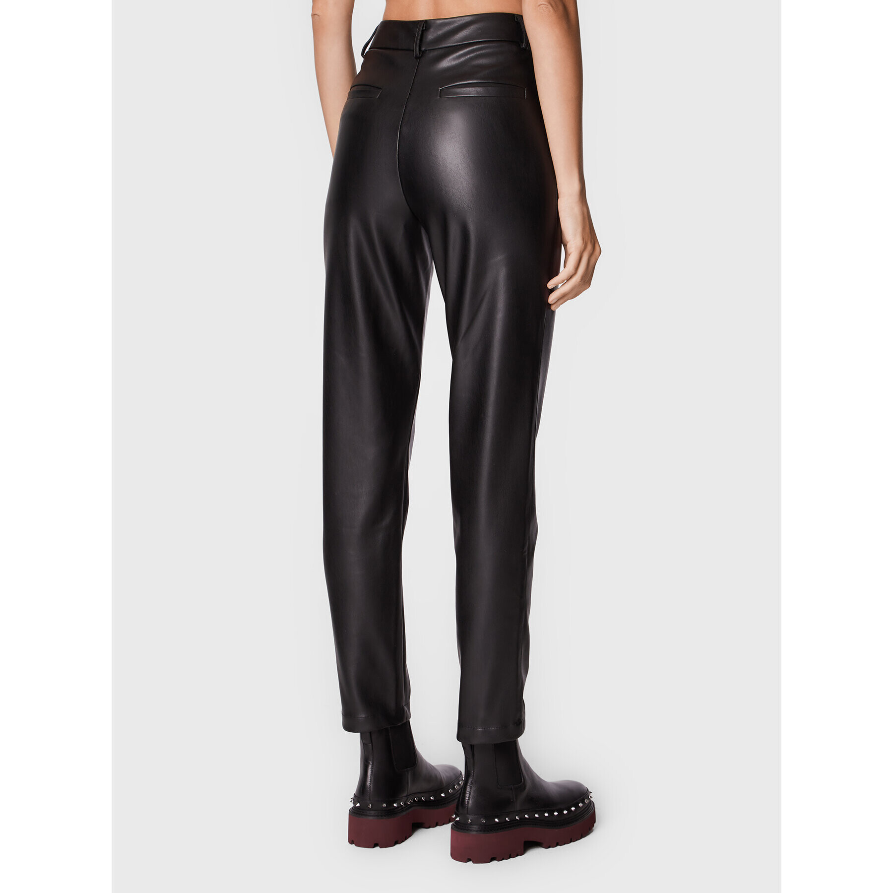 Silvian Heach Pantaloni din imitație de piele PGA22242PA Negru Regular Fit - Pled.ro