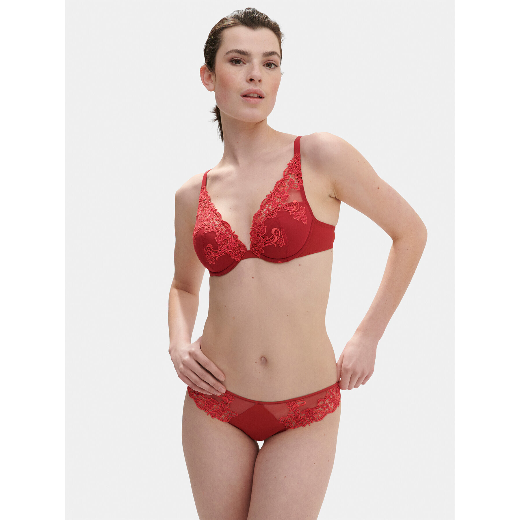 Simone Pérèle Sutien Push-up Saga 15C347 Roșu - Pled.ro