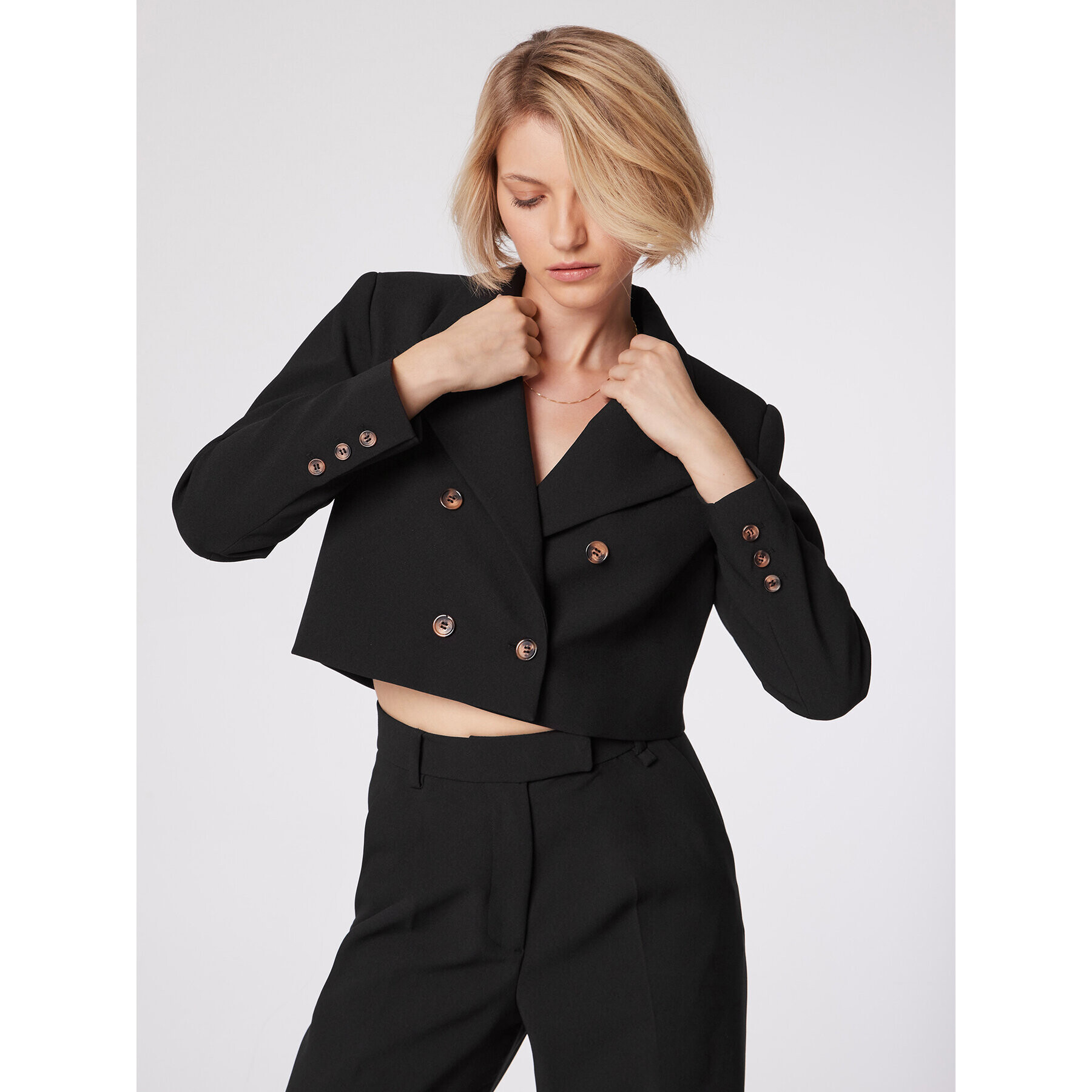 Simple Sacou MKD504-01 Negru Cropped Fit - Pled.ro