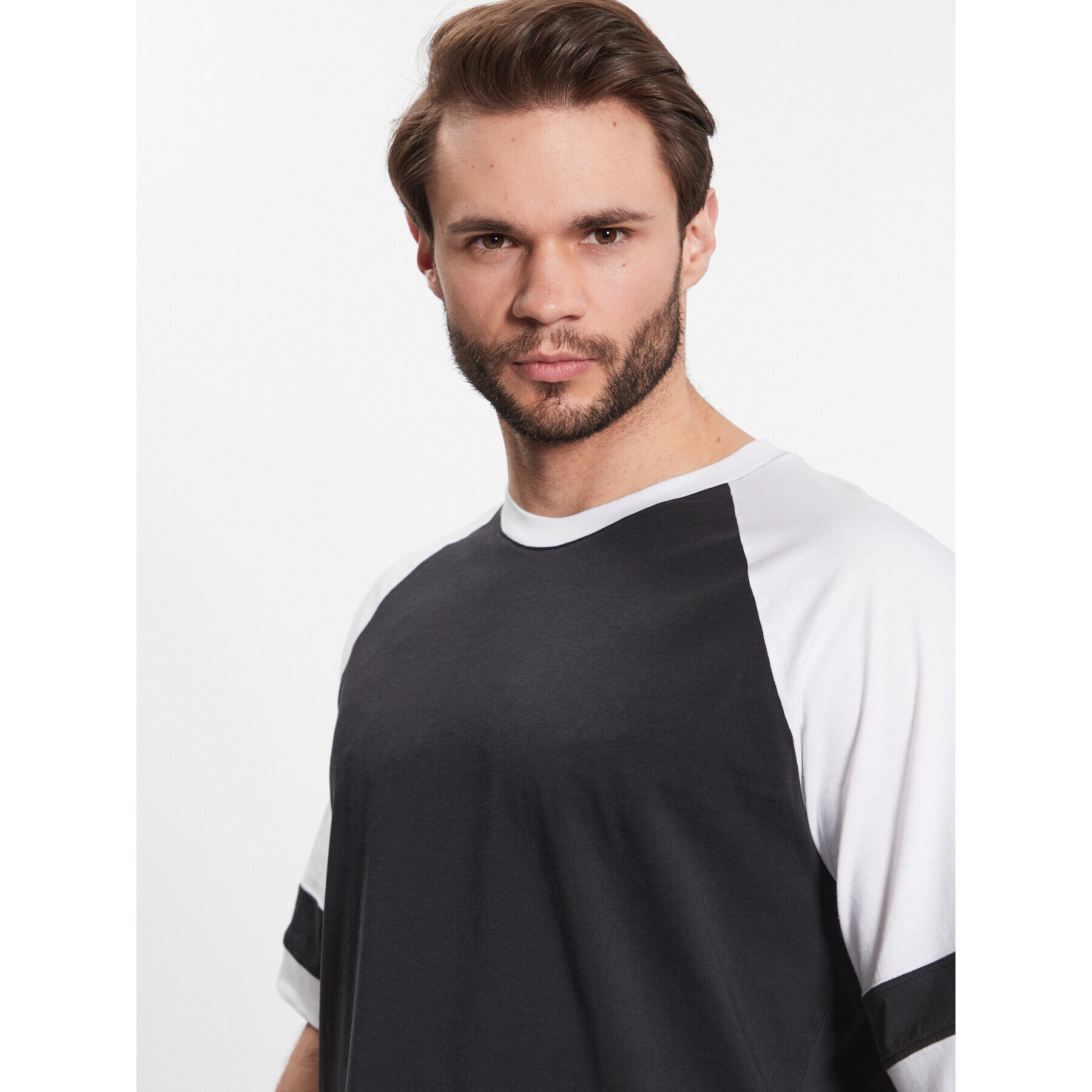 Sisley Tricou 3096S102N Negru Regular Fit - Pled.ro